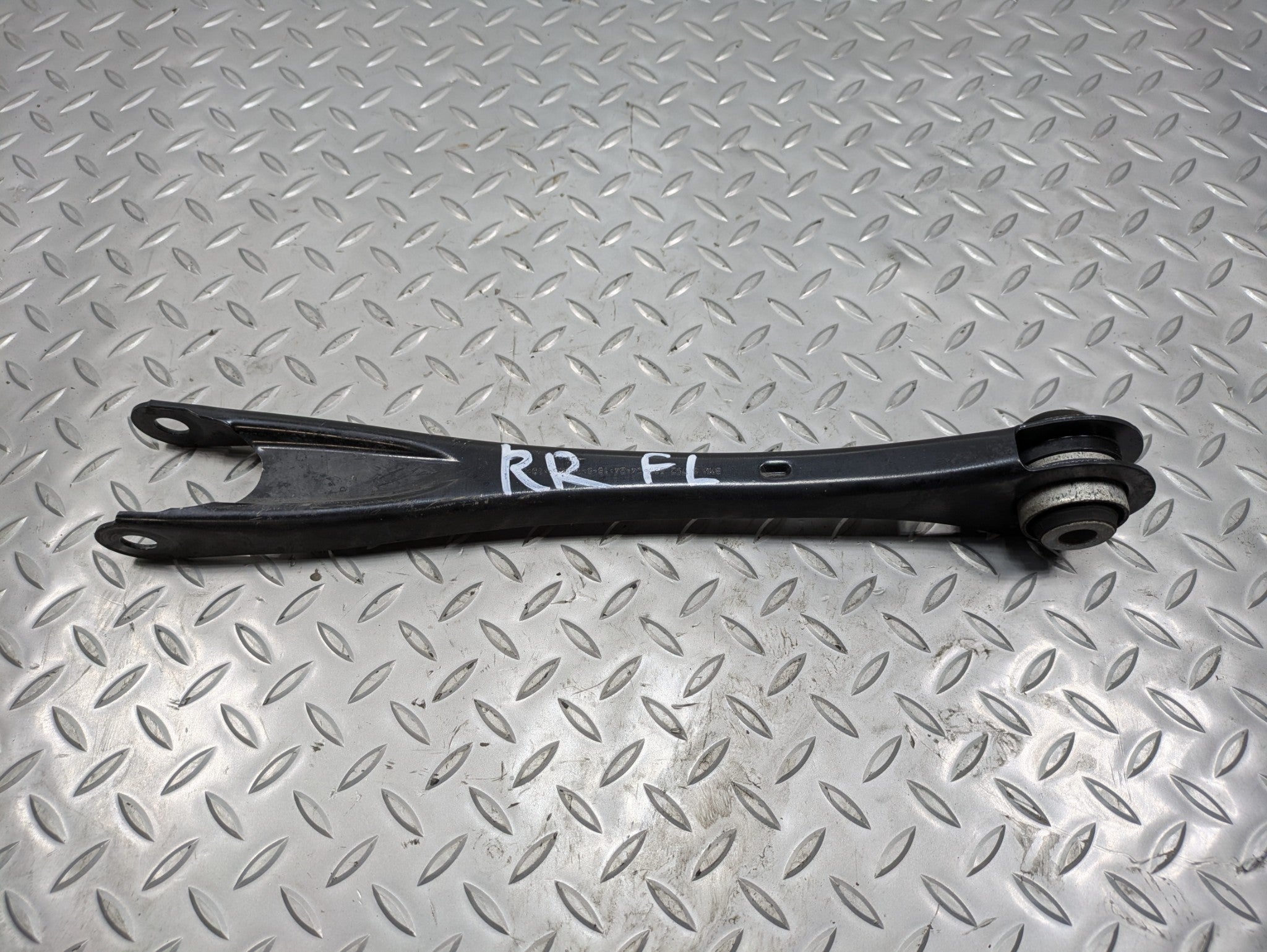 2016 - 2019 OEM BMW 330I REAR RIGHT SIDE LOWER TRAILING CONTROL ARM