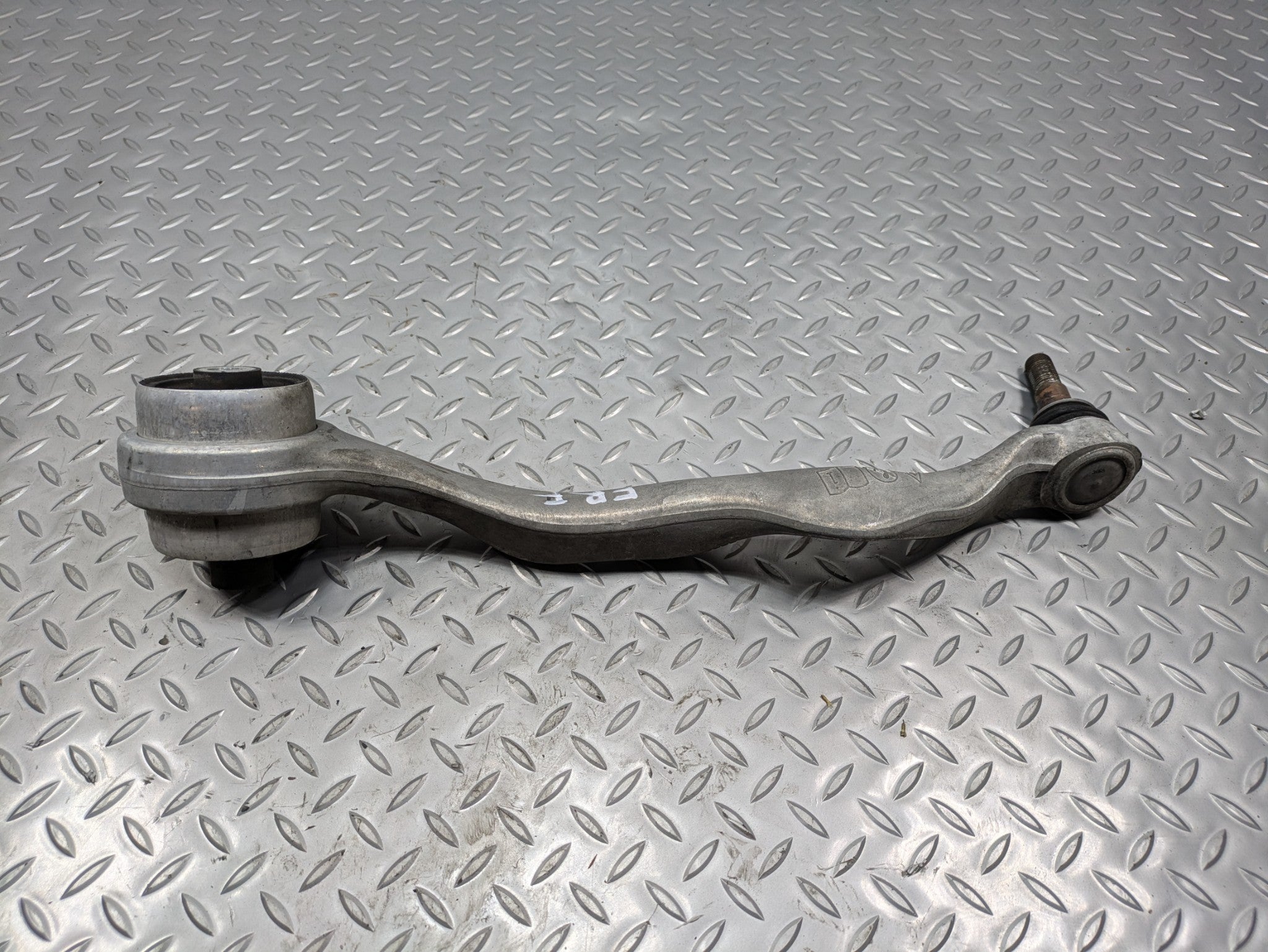 2016 - 2019 OEM BMW 330I FRONT RIGHT PASSENGER SIDE LOWER FORWARD CONTROL ARM
