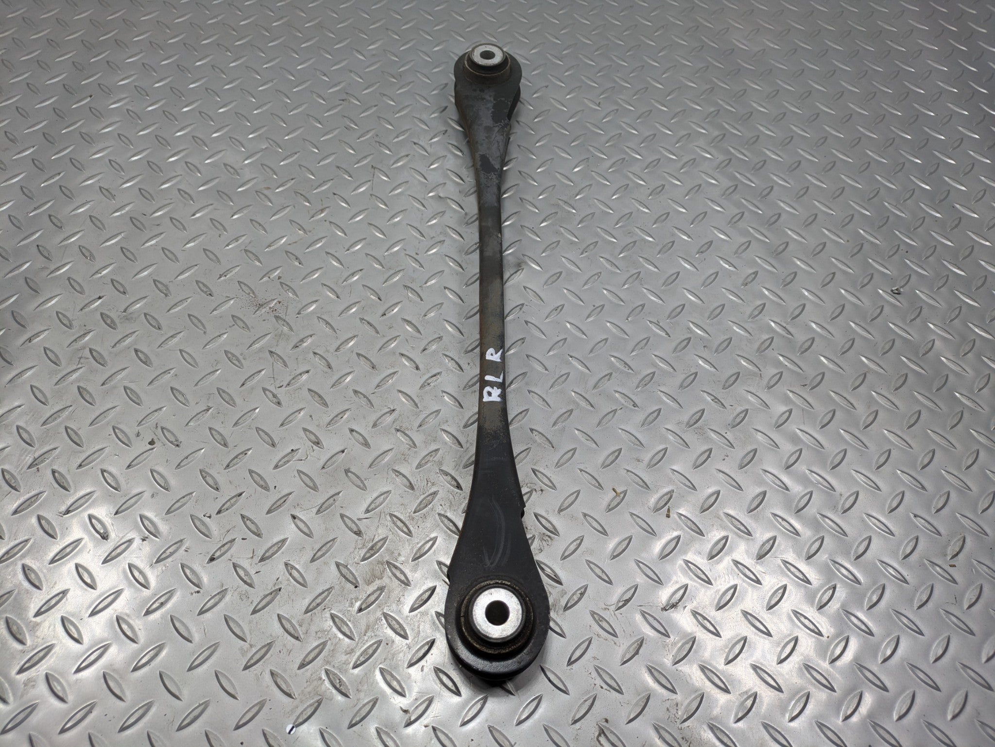 2016 - 2019 OEM BMW 330I REAR LEFT LOWER LATERAL LOCATING CONTROL ARM