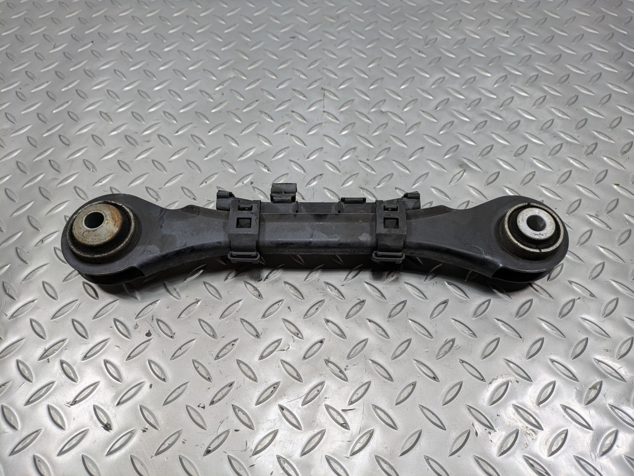 2016 - 2019 OEM BMW 330I REAR RIGHT PASSENGER SIDE UPPER FORWARD CONTROL ARM