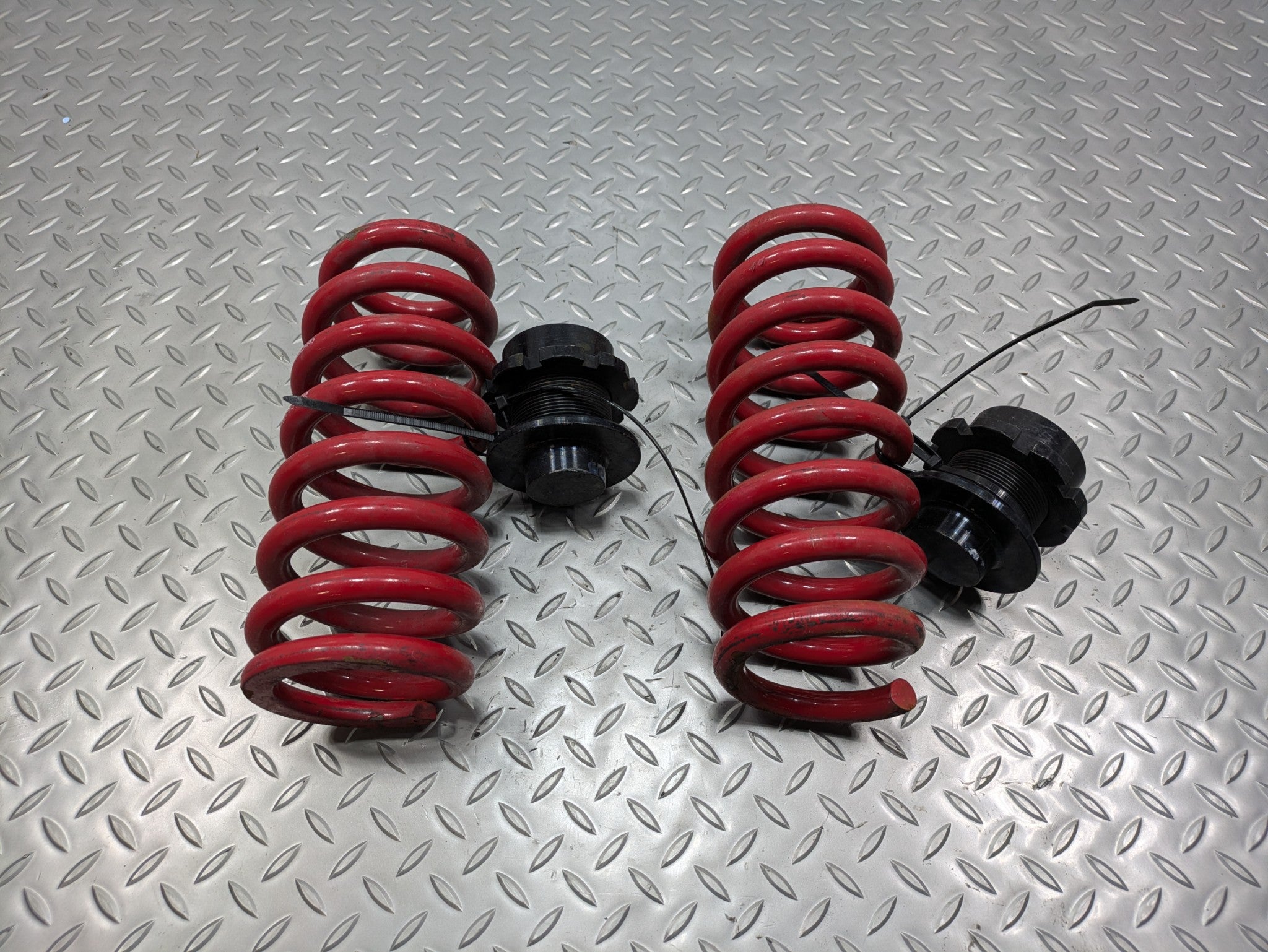 2016 - 2019 OEM BMW 330I REAR LEFT AND RIGHT SIDE SUSPENSION COIL AIR SPRING SET