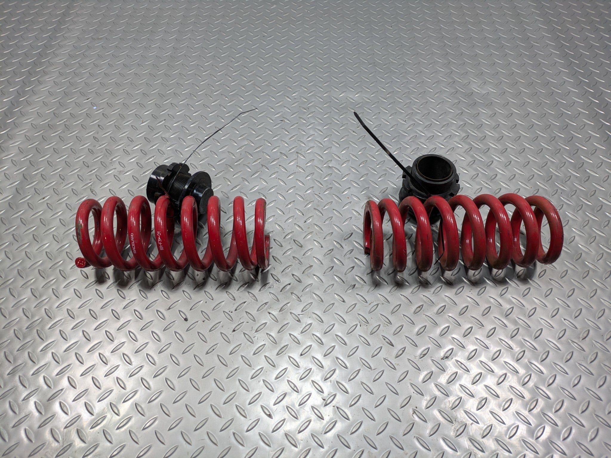 2016 - 2019 OEM BMW 330I REAR LEFT AND RIGHT SIDE SUSPENSION COIL AIR SPRING SET