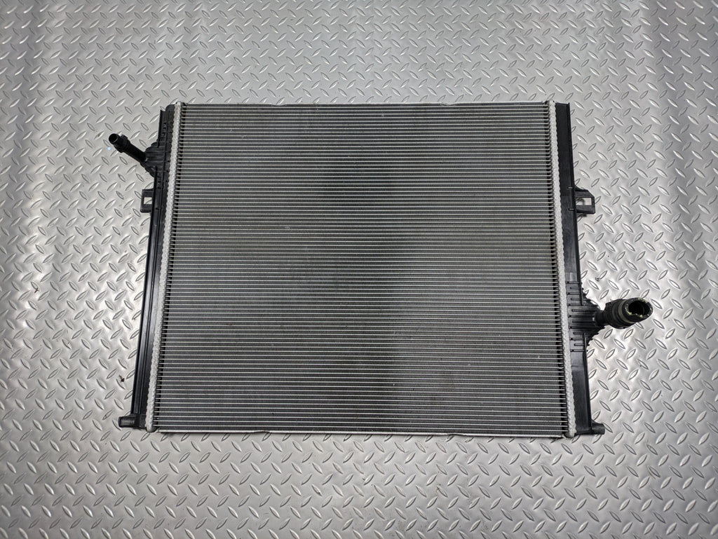 2016 - 2019 OEM BMW 330I REAR ENGINE COOLING  RADIATOR ASSEMBLY