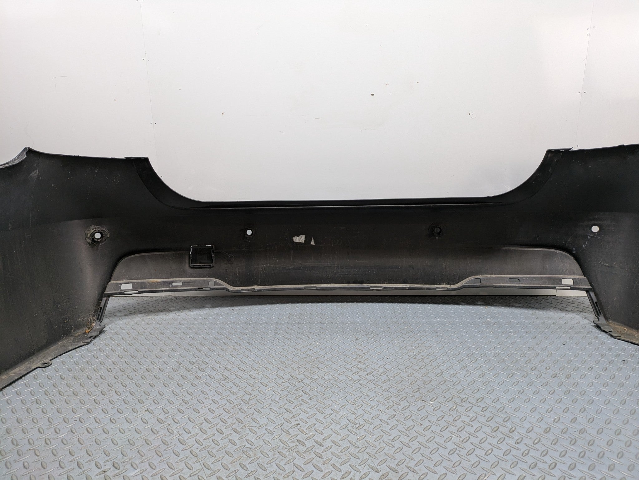 2016 - 2019 OEM BMW 330I REAR BUMPER COVER PANEL BLACK ASSEMBLY