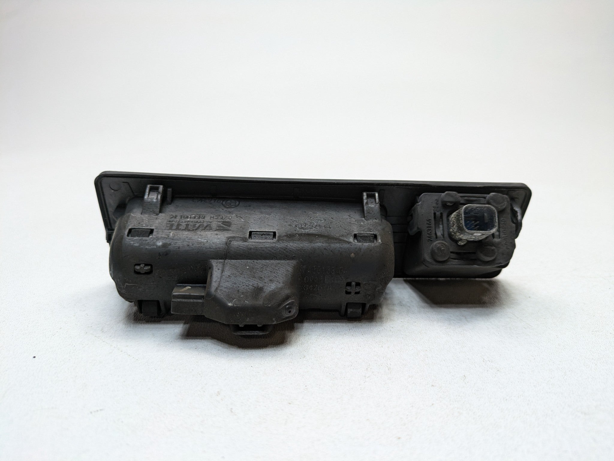2016 - 2019 OEM BMW 330I TRUNK TAILGATE RELEASE OPEN HANDLE WITH CAMERA