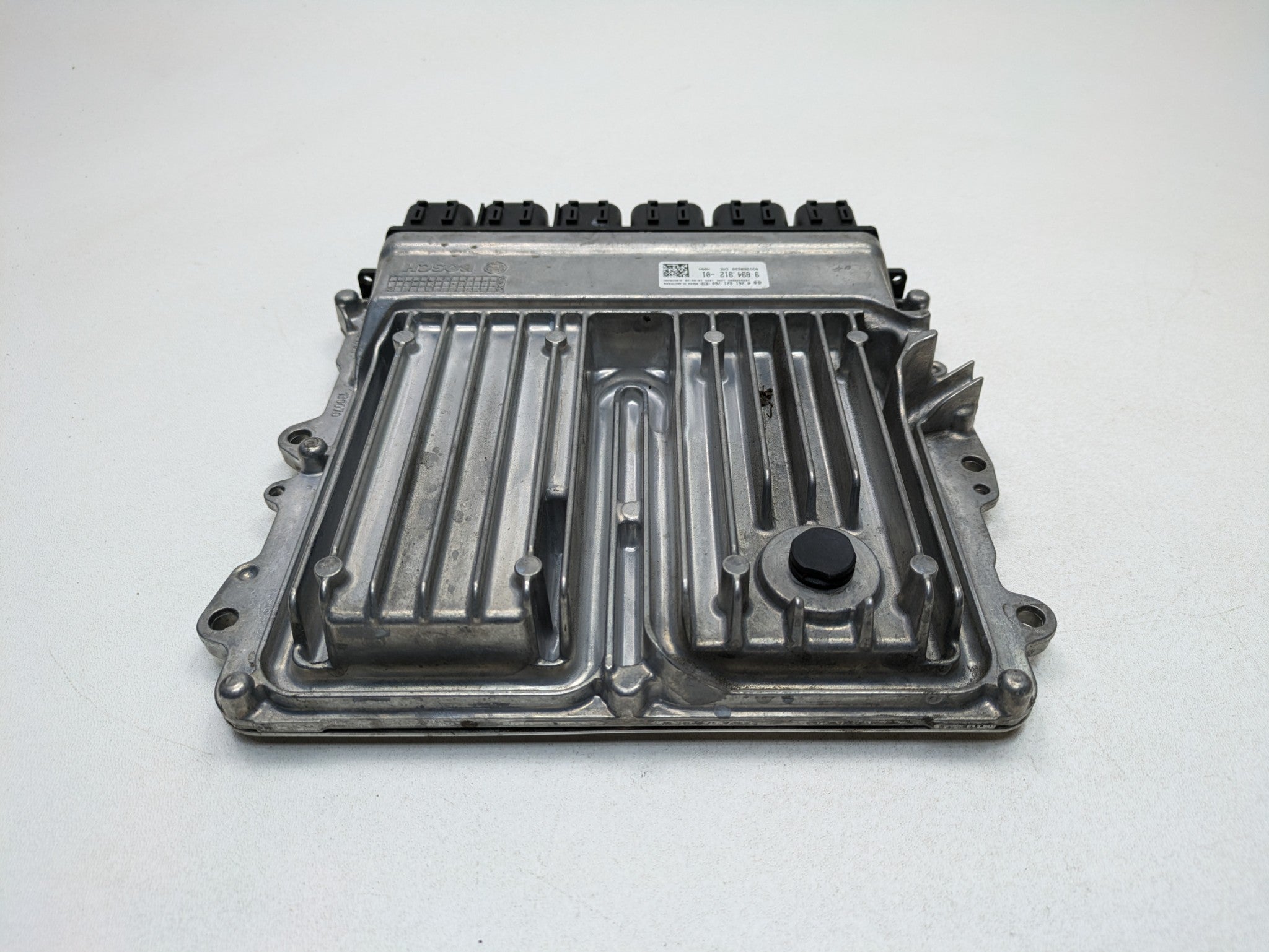 2016 - 2019 OEM BMW 330I ENGINE COMPUTER CONTROL MODULE ECU UNIT