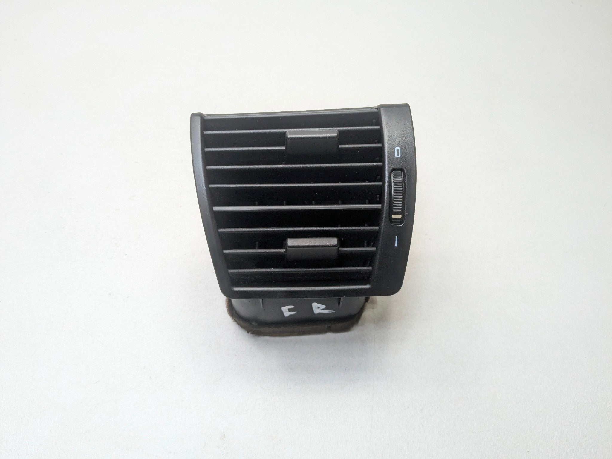 04 - 06 OEM BMW X5 FRONT RIGHT PASSENGER SIDE DASH AIR CONDITIONER HEATER VENT