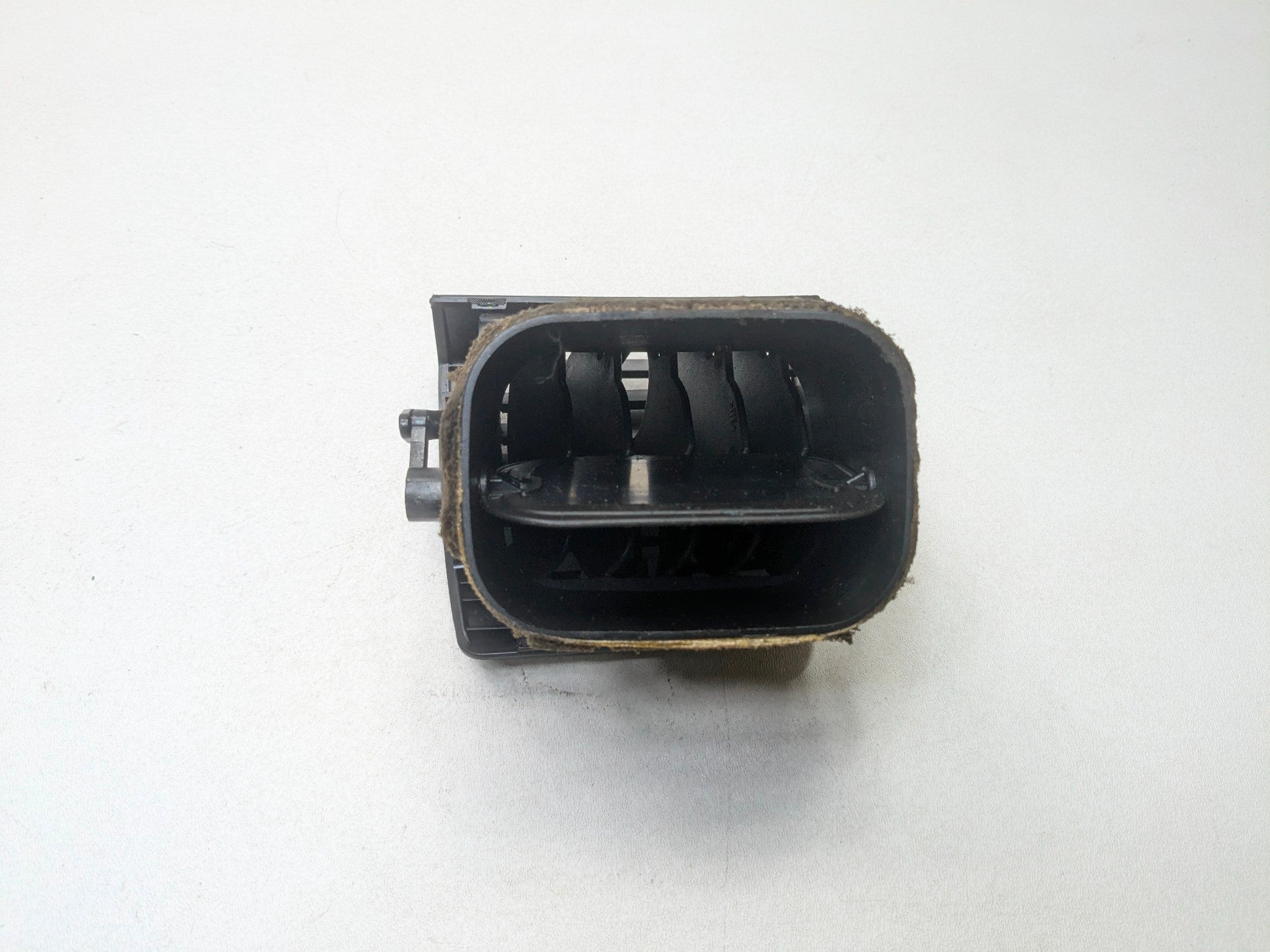 04 - 06 OEM BMW X5 FRONT RIGHT PASSENGER SIDE DASH AIR CONDITIONER HEATER VENT