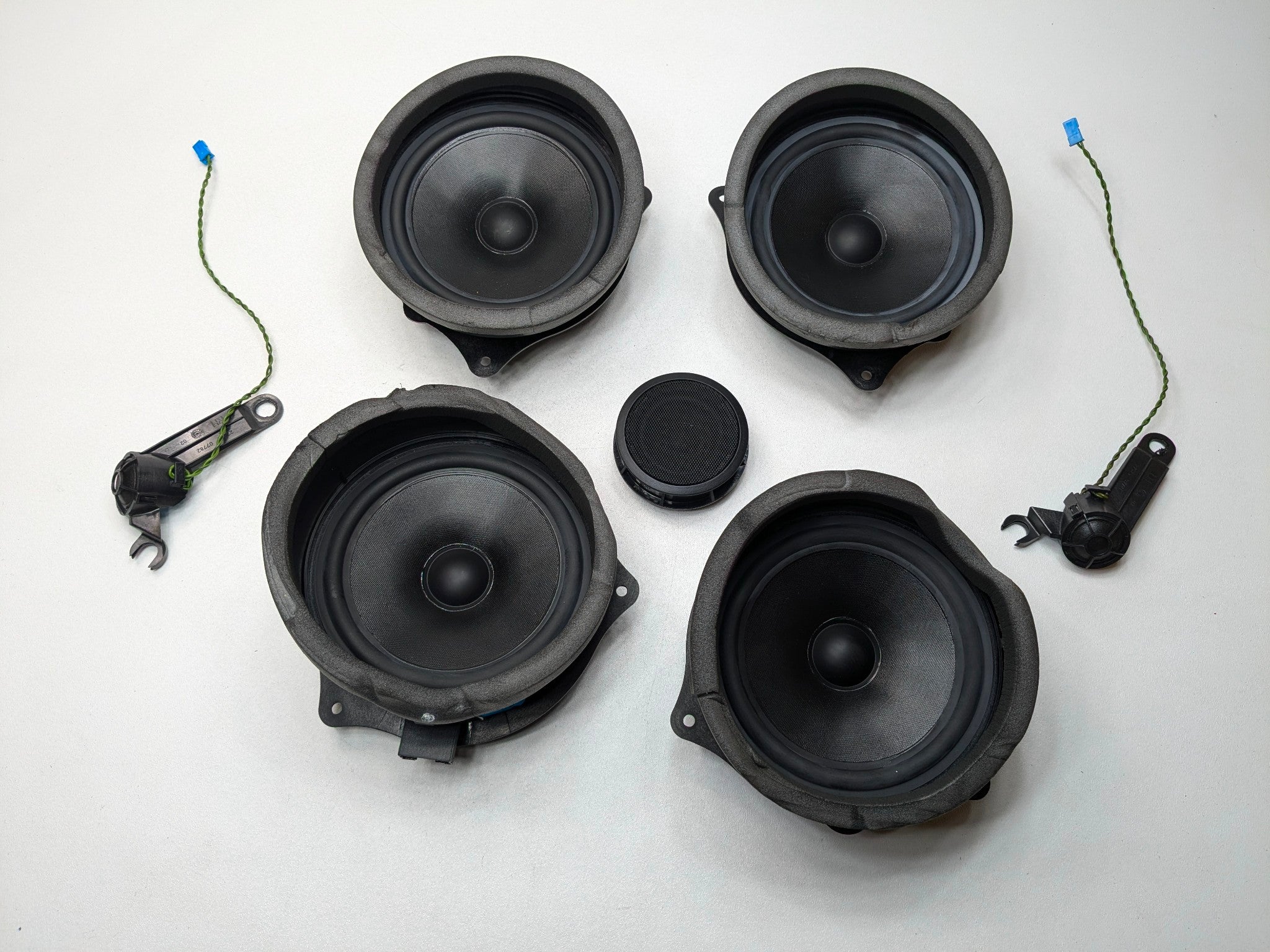 2004 - 2006 OEM BMW X5 INTERIOR AUDIO SOUND SYSTEM SPEAKER SET OF 7