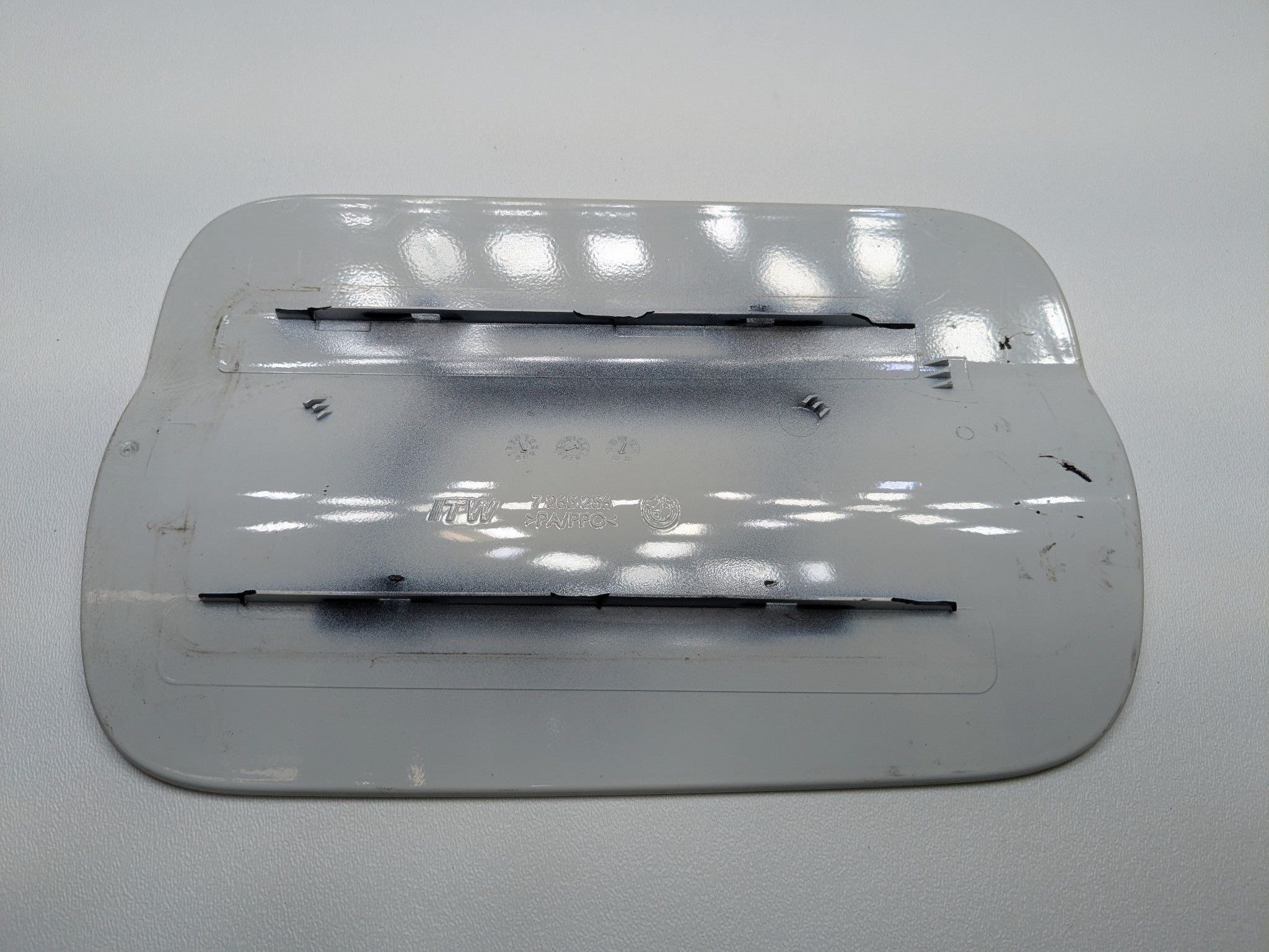 10 - 14 OEM BMW X3 GAS FUEL TANK FILLER DOOR TRIM LID COVER GREY