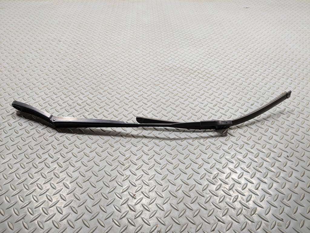 10 - 14 OEM BMW X3 FRONT RIGHT PASSENGER SIDE WINDSHIELD WIPER ARM WITH BLADE