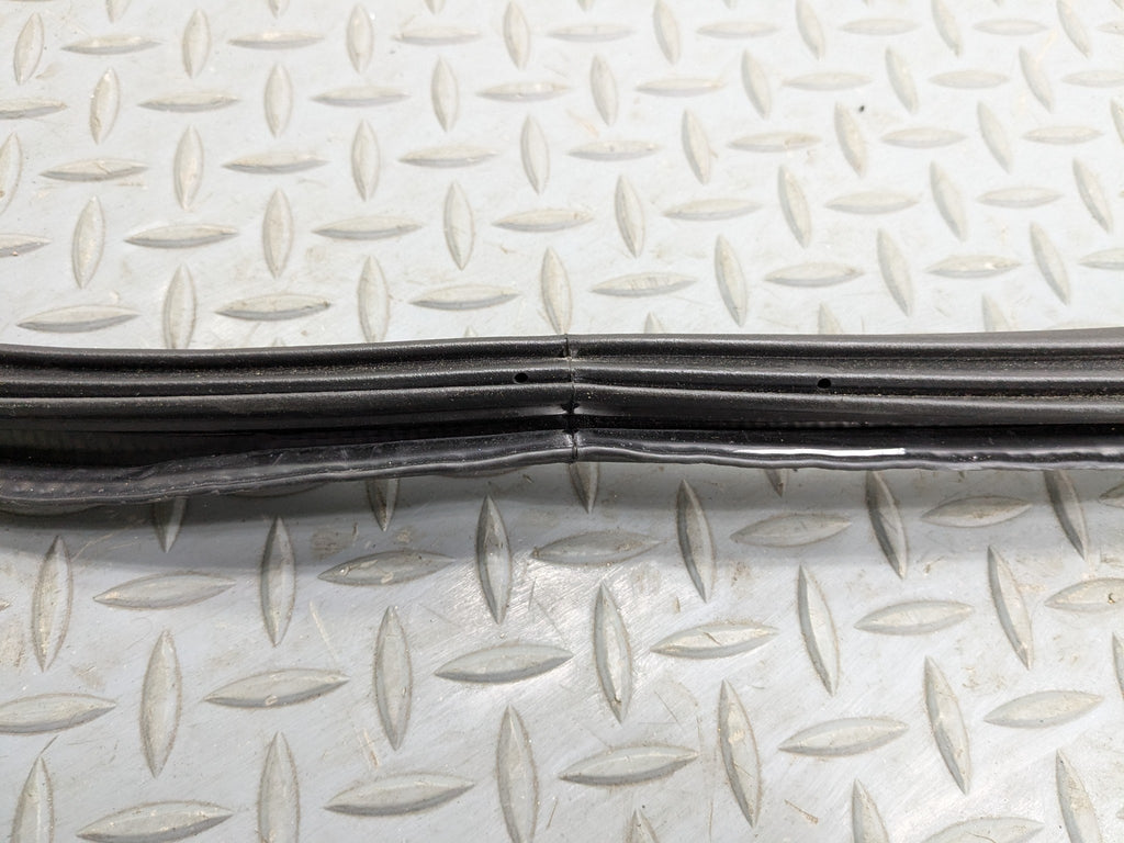 17 - 22 OEM AUDI S4 FRONT LEFT DRIVER SIDE DOOR SEAL WEATHER STRIPPING RUBBER
