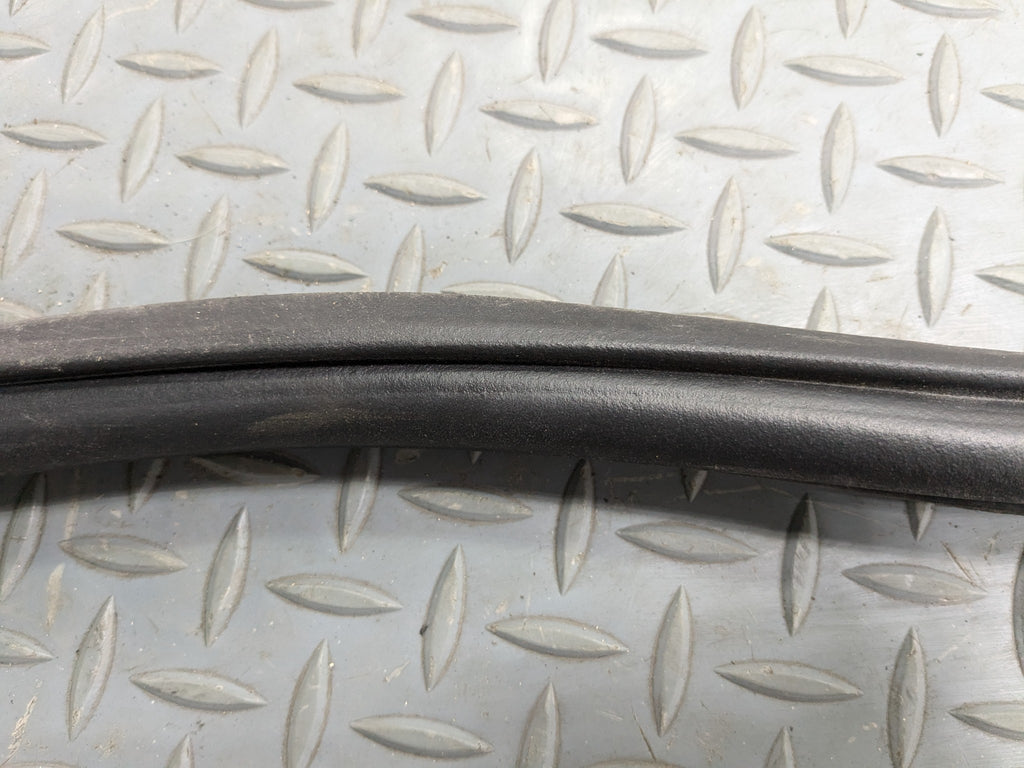 2017 - 2022 OEM AUDI S4 FRONT RIGHT SIDE DOOR SEAL WEATHER STRIPPING RUBBER