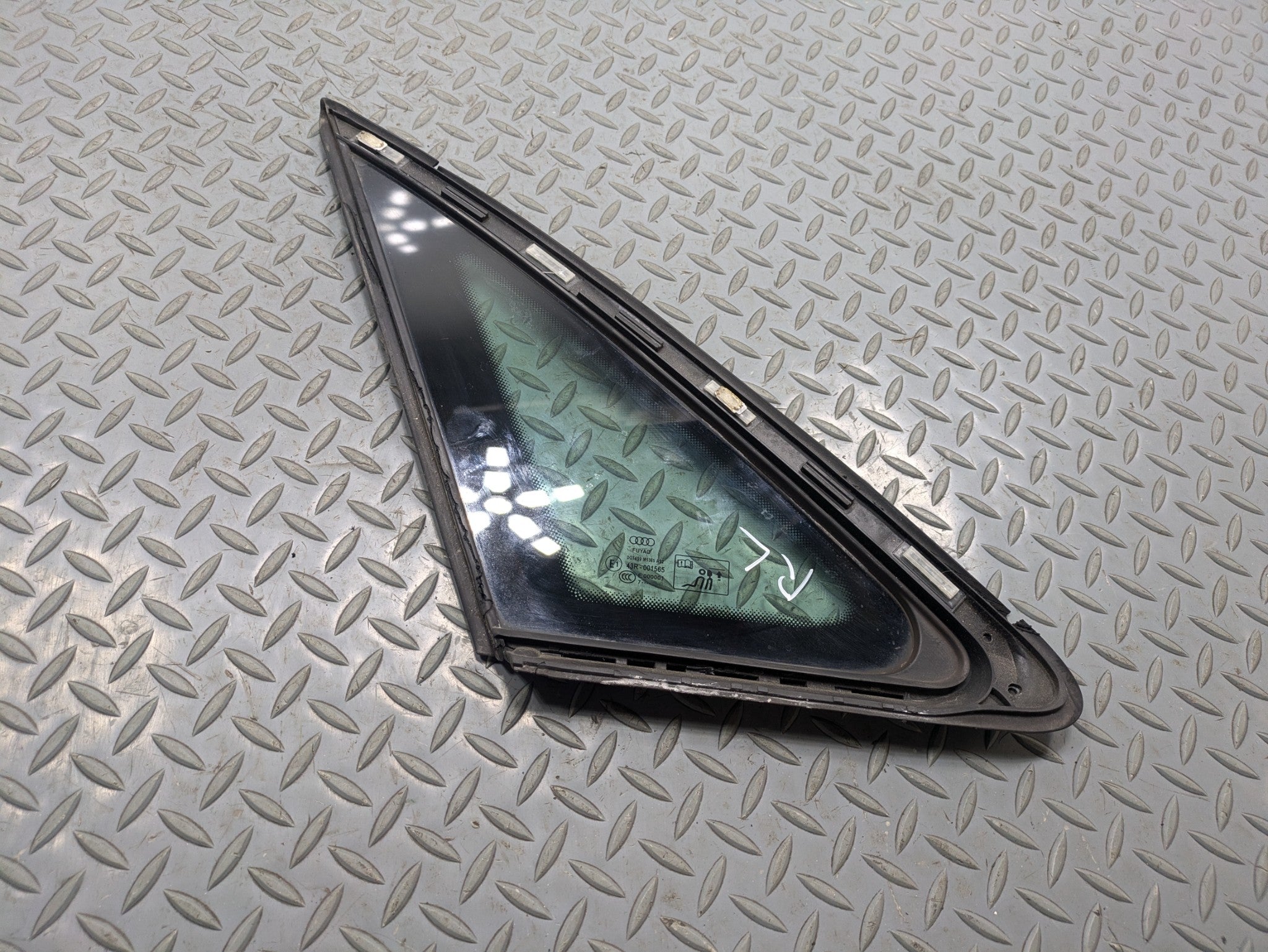 2017 - 2022 OEM AUDI S4 REAR LEFT DRIVER SIDE QUARTER WINDOW VENT GLASS