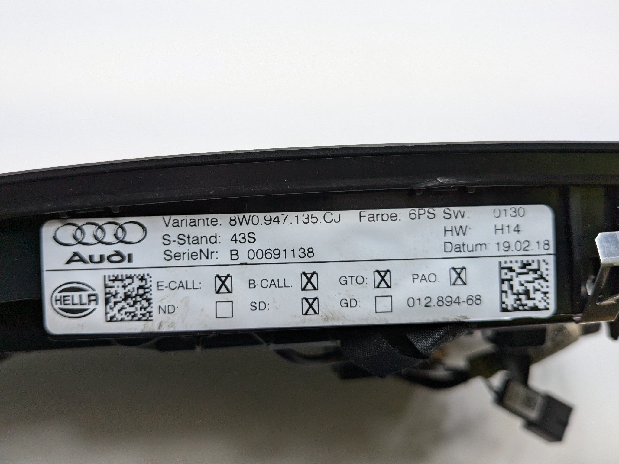2017 - 2022 OEM AUDI S4 FRONT OVERHEAD ROOF CONSOLE READING INTERIOR DOME LIGHT