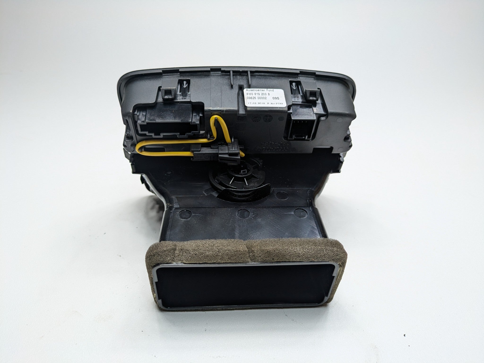 2017 - 2022 OEM AUDI S4 REAR CENTER CONSOLE AC HEATER AIR VENT ASSEMBLY