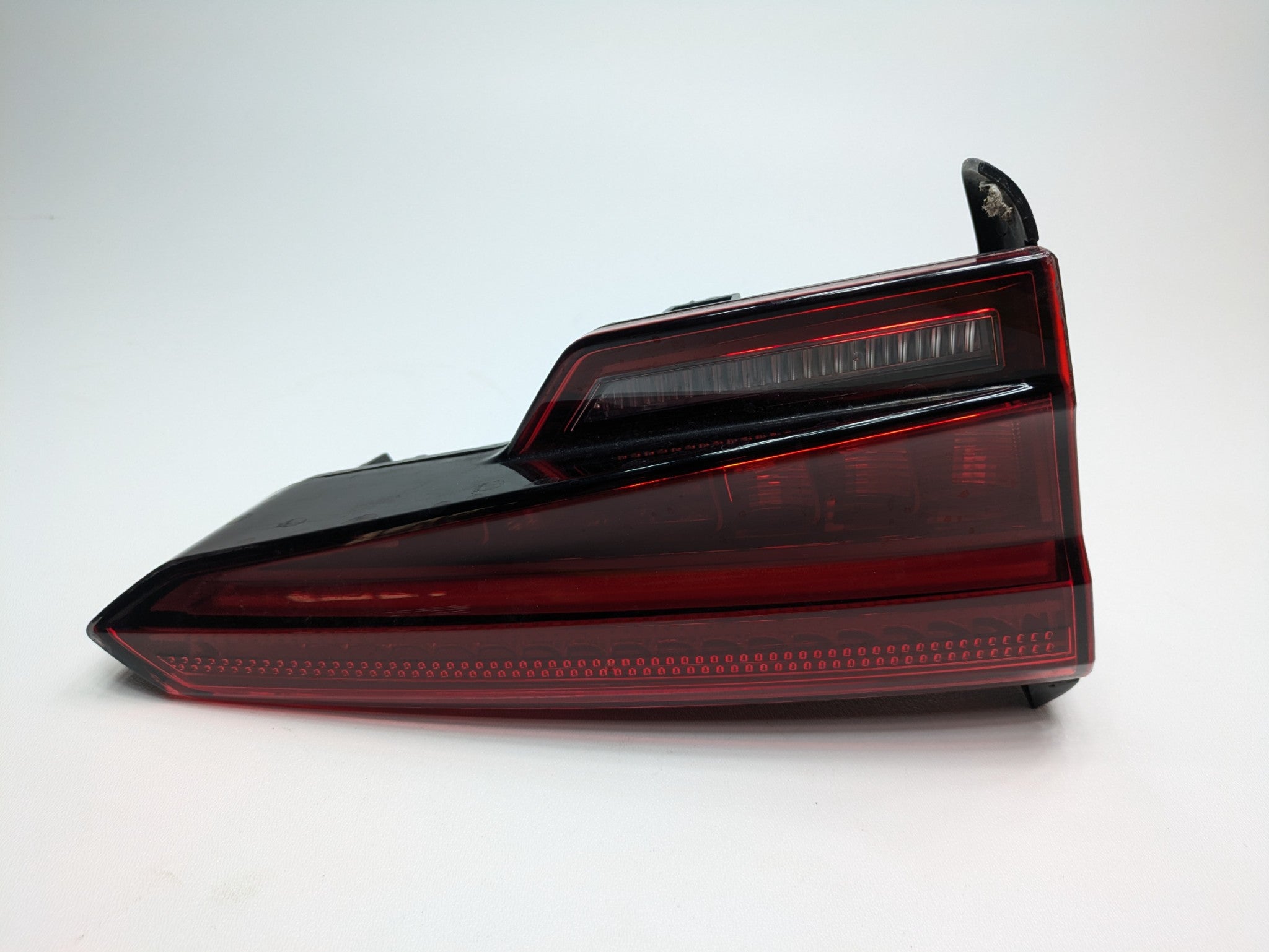 2017 - 2022 OEM AUDI S4 REAR LEFT DRIVER SIDE TRUNK LID MOUNTED INNER TAIL LIGHT