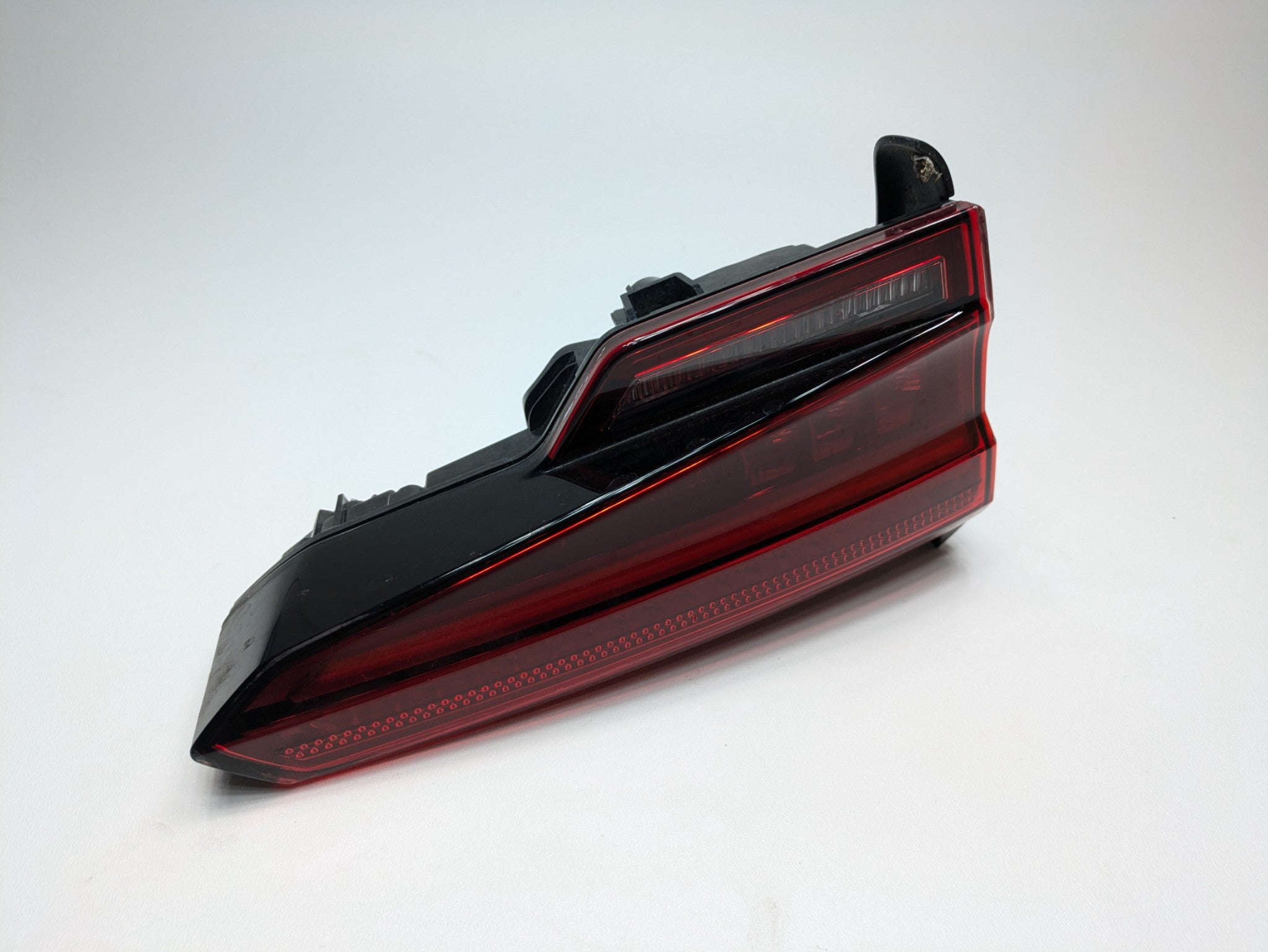 2017 - 2022 OEM AUDI S4 REAR LEFT DRIVER SIDE TRUNK LID MOUNTED INNER TAIL LIGHT