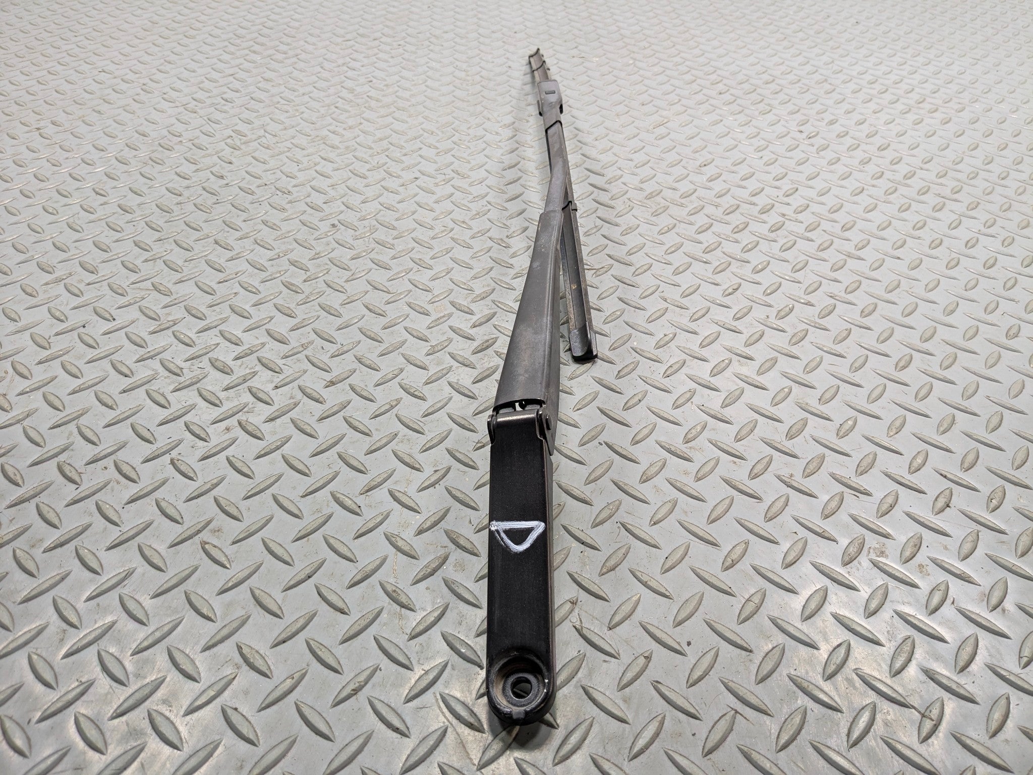 2017 - 2022 OEM AUDI S4 FRONT LEFT DRIVER SIDE WINDSHIELD WIPER ARM WITH BLADE