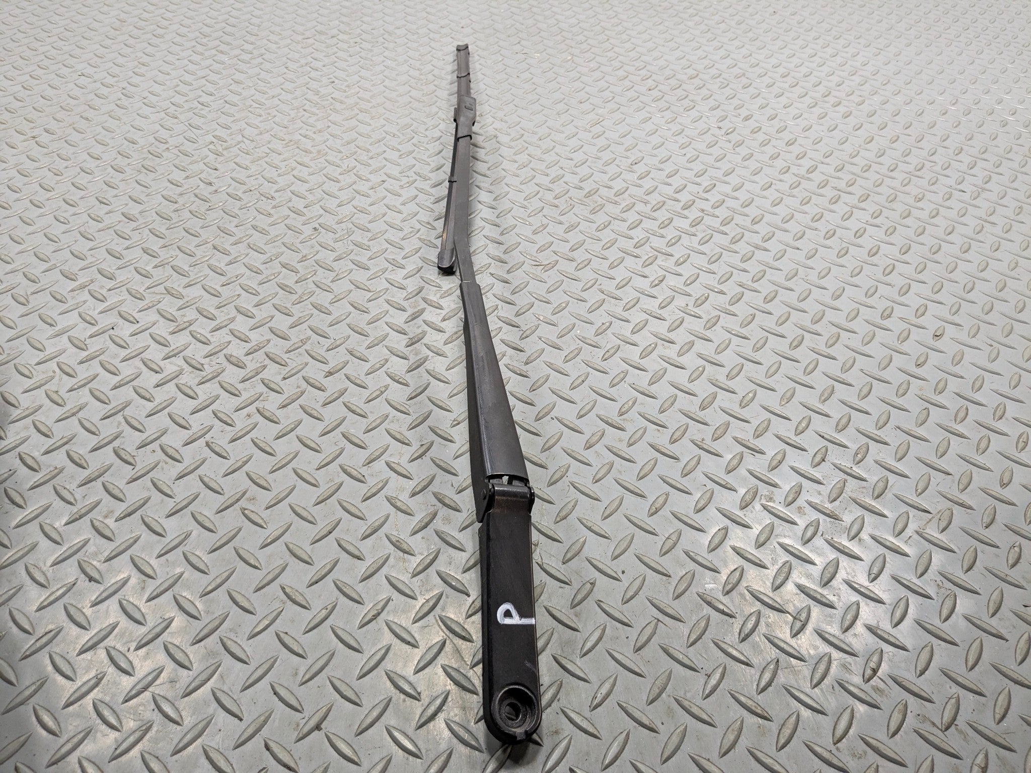 17 - 22 OEM AUDI S4 FRONT RIGHT PASSENGER SIDE WINDSHIELD WIPER ARM WITH BLADE