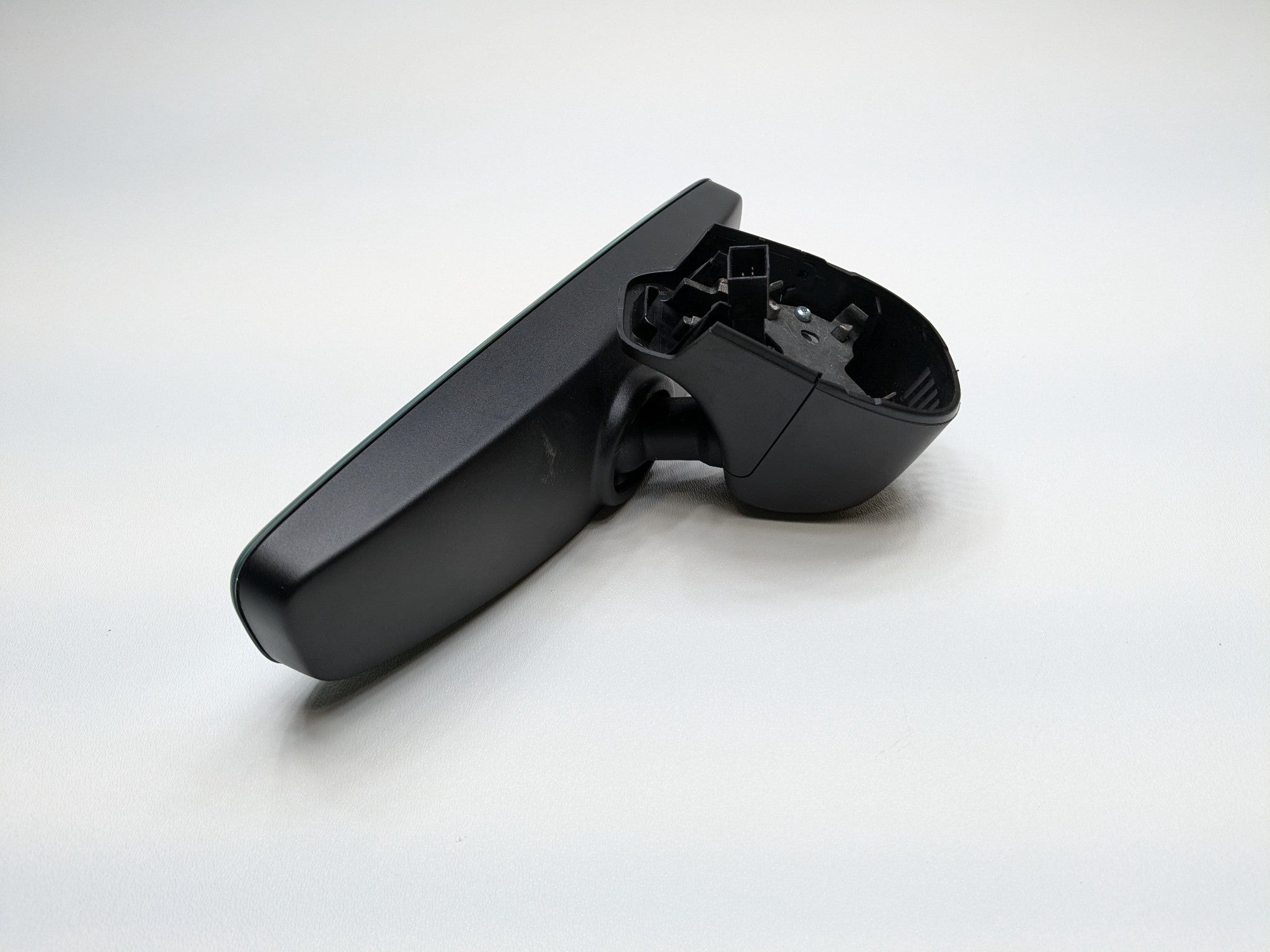 2017 - 2022 OEM AUDI S4 INTERIOR UPPER ROOF REAR VIEW MIRROR WITH AUTO DIMMING