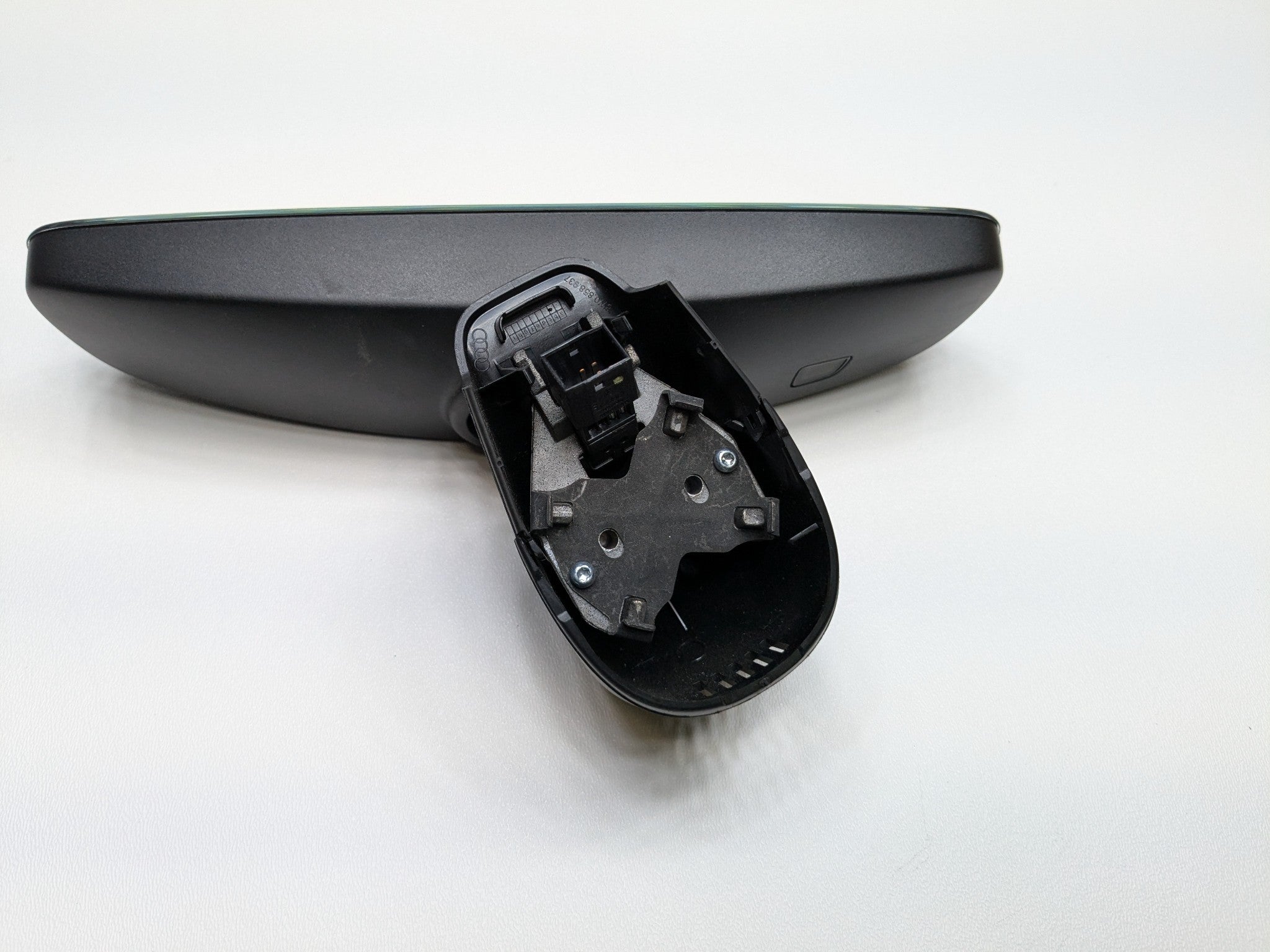 2017 - 2022 OEM AUDI S4 INTERIOR UPPER ROOF REAR VIEW MIRROR WITH AUTO DIMMING