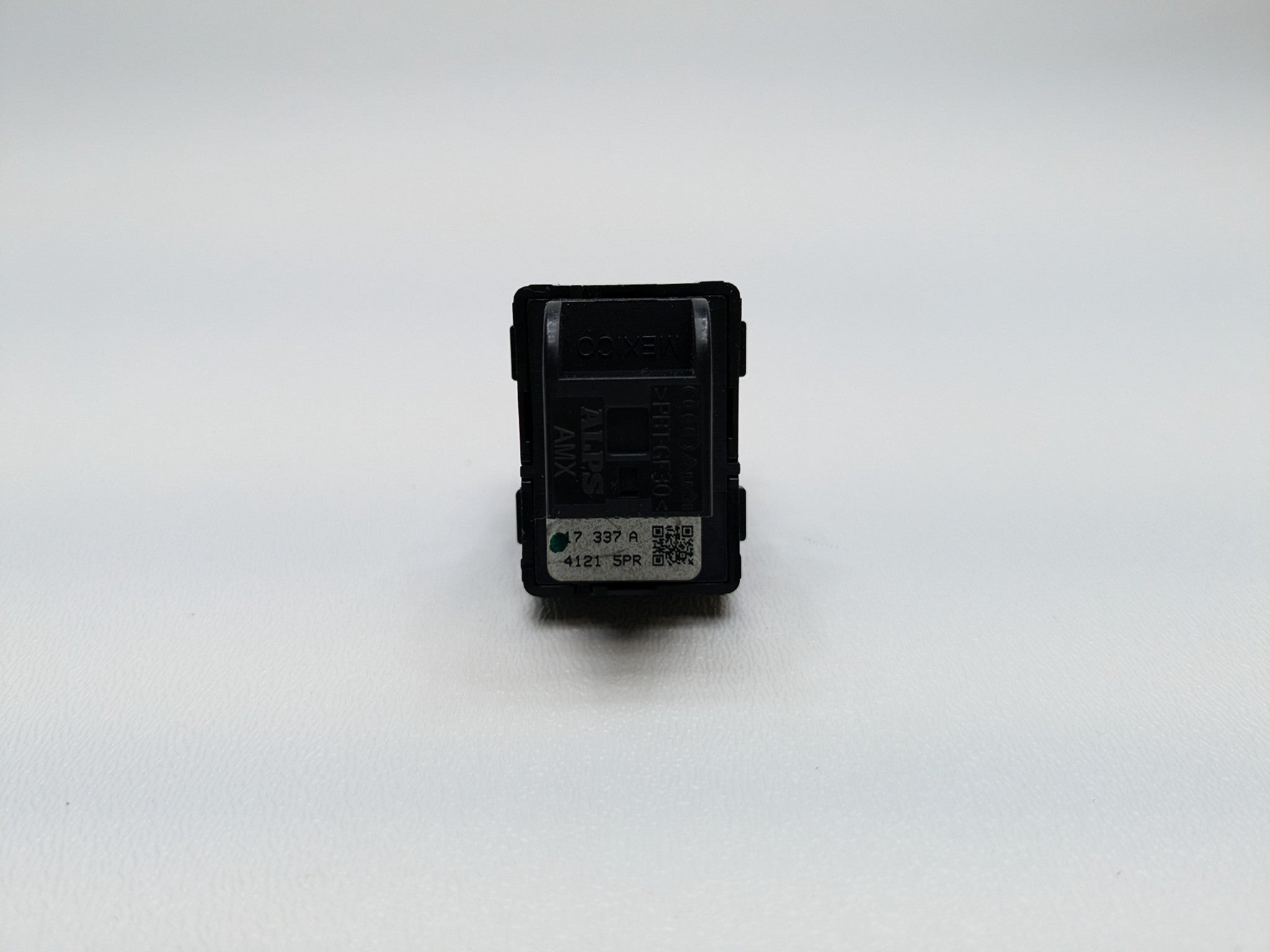 2017 - 2022 OEM AUDI S4 FRONT RIGHT PASSENGER SIDE DOOR WINDOW CONTROL SWITCH