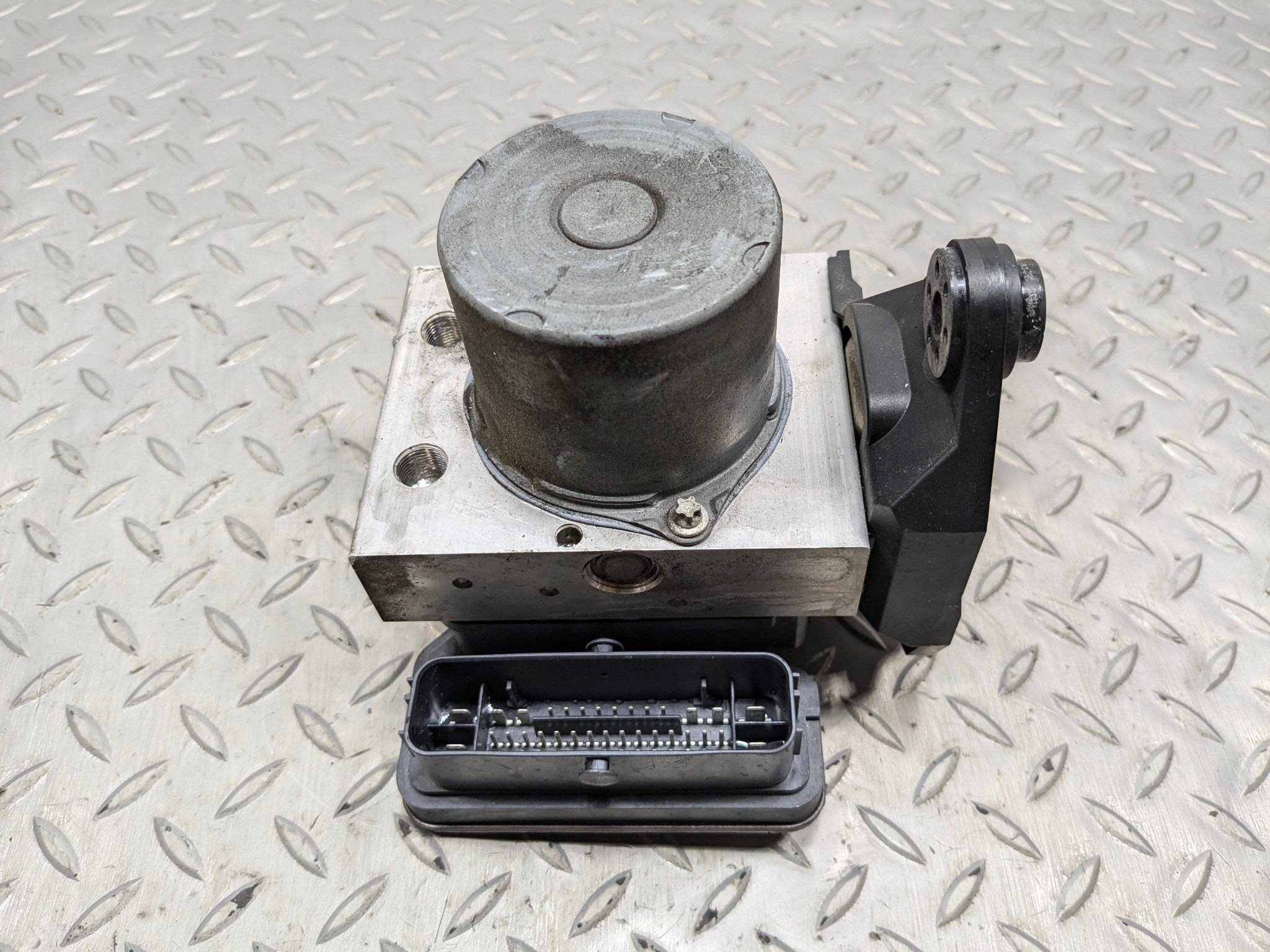 2017 - 2022 OEM AUDI S4 ANTI LOCK ABS BRAKE PUMP MODULE