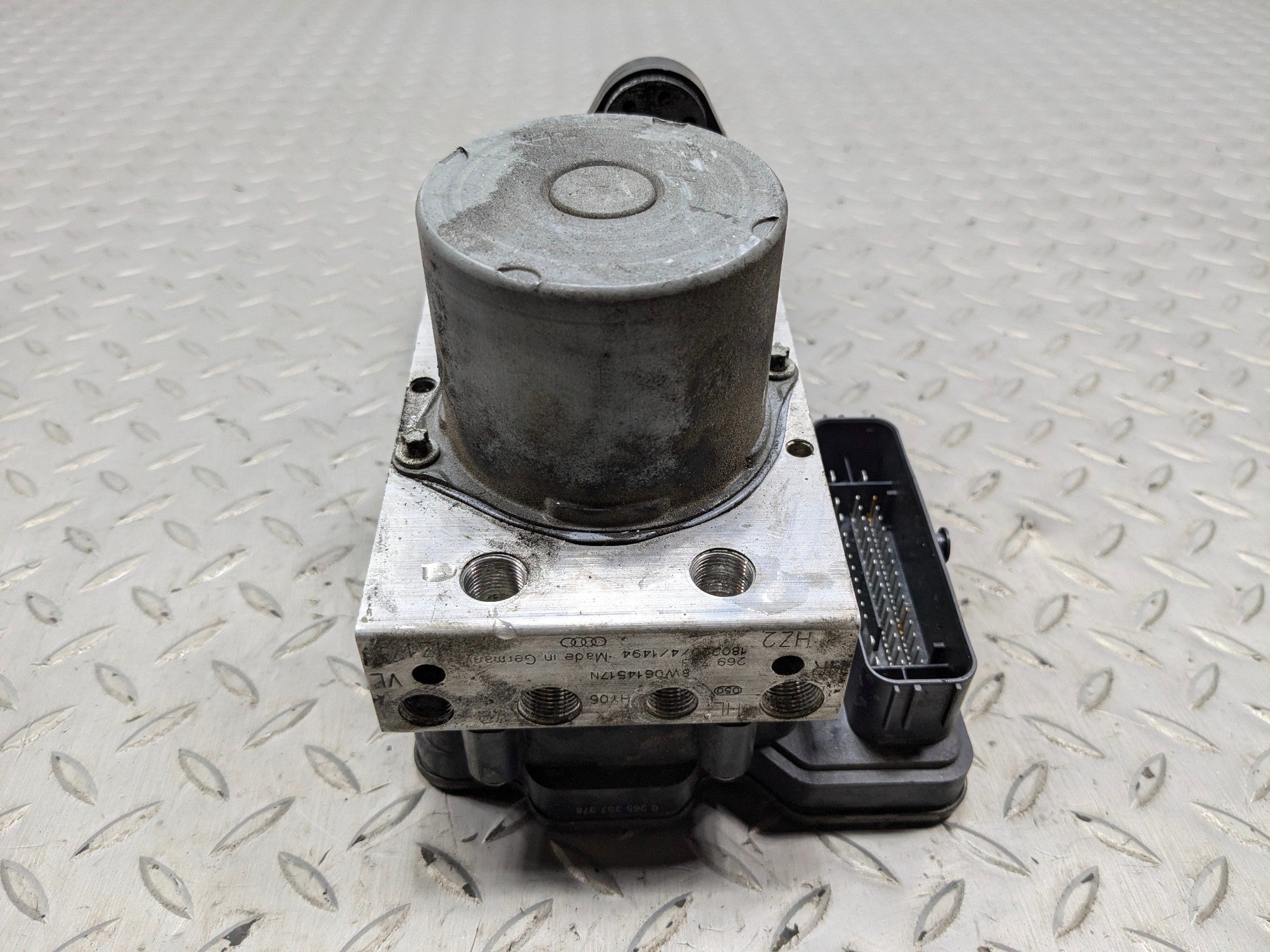 2017 - 2022 OEM AUDI S4 ANTI LOCK ABS BRAKE PUMP MODULE