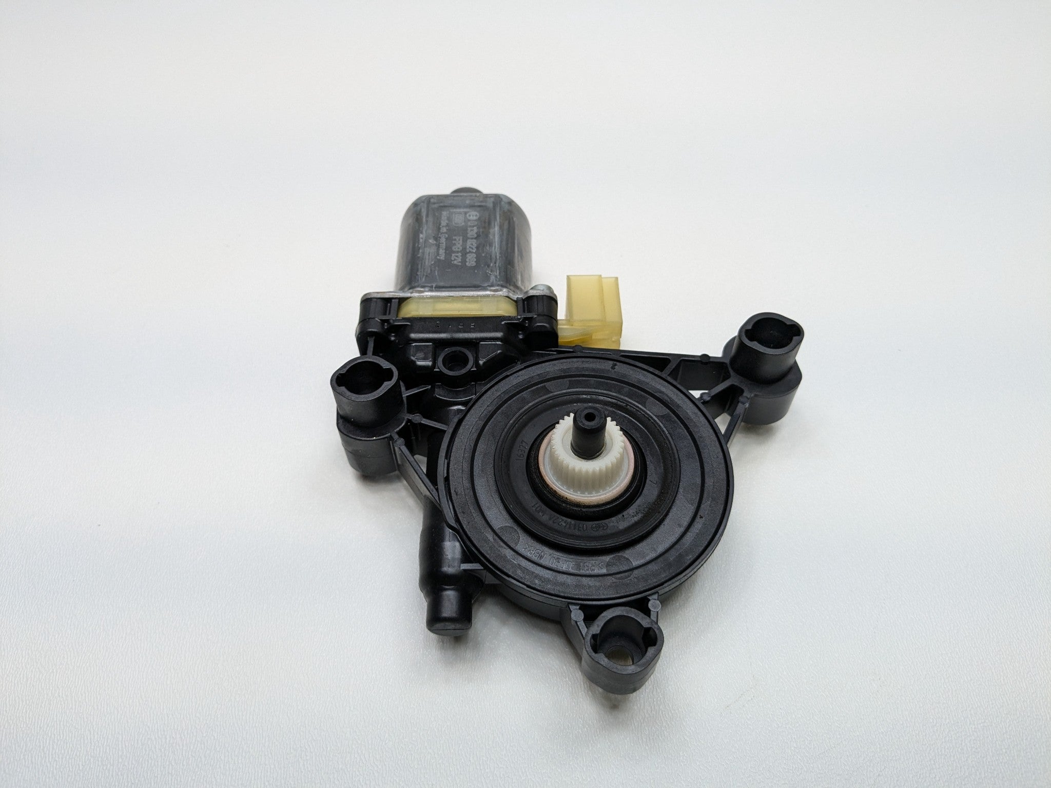 2017 - 2022 OEM AUDI S4 REAR LEFT DRIVER SIDE POWER WINDOW MOTOR ASSEMBLY