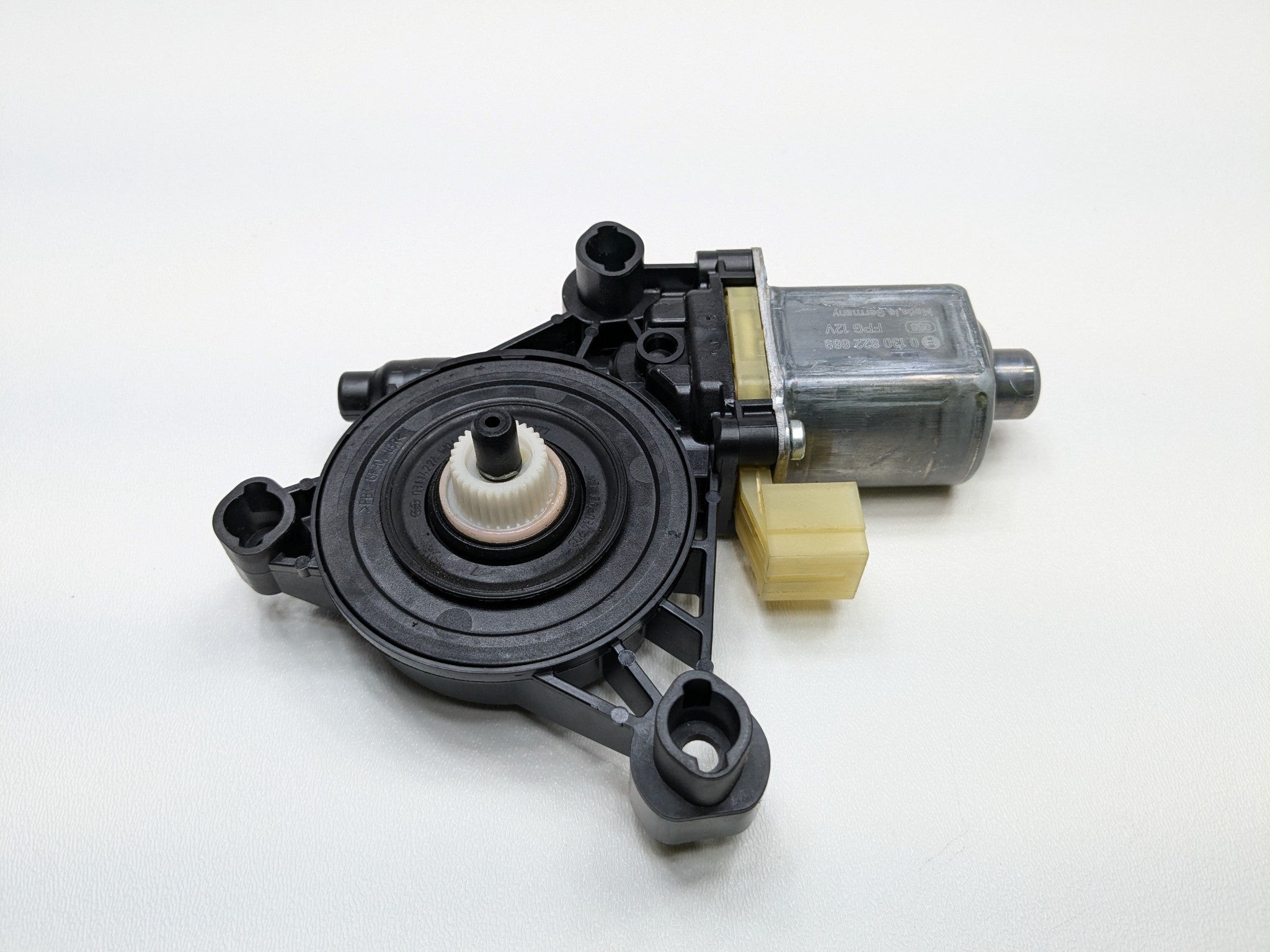 2017 - 2022 OEM AUDI S4 REAR LEFT DRIVER SIDE POWER WINDOW MOTOR ASSEMBLY