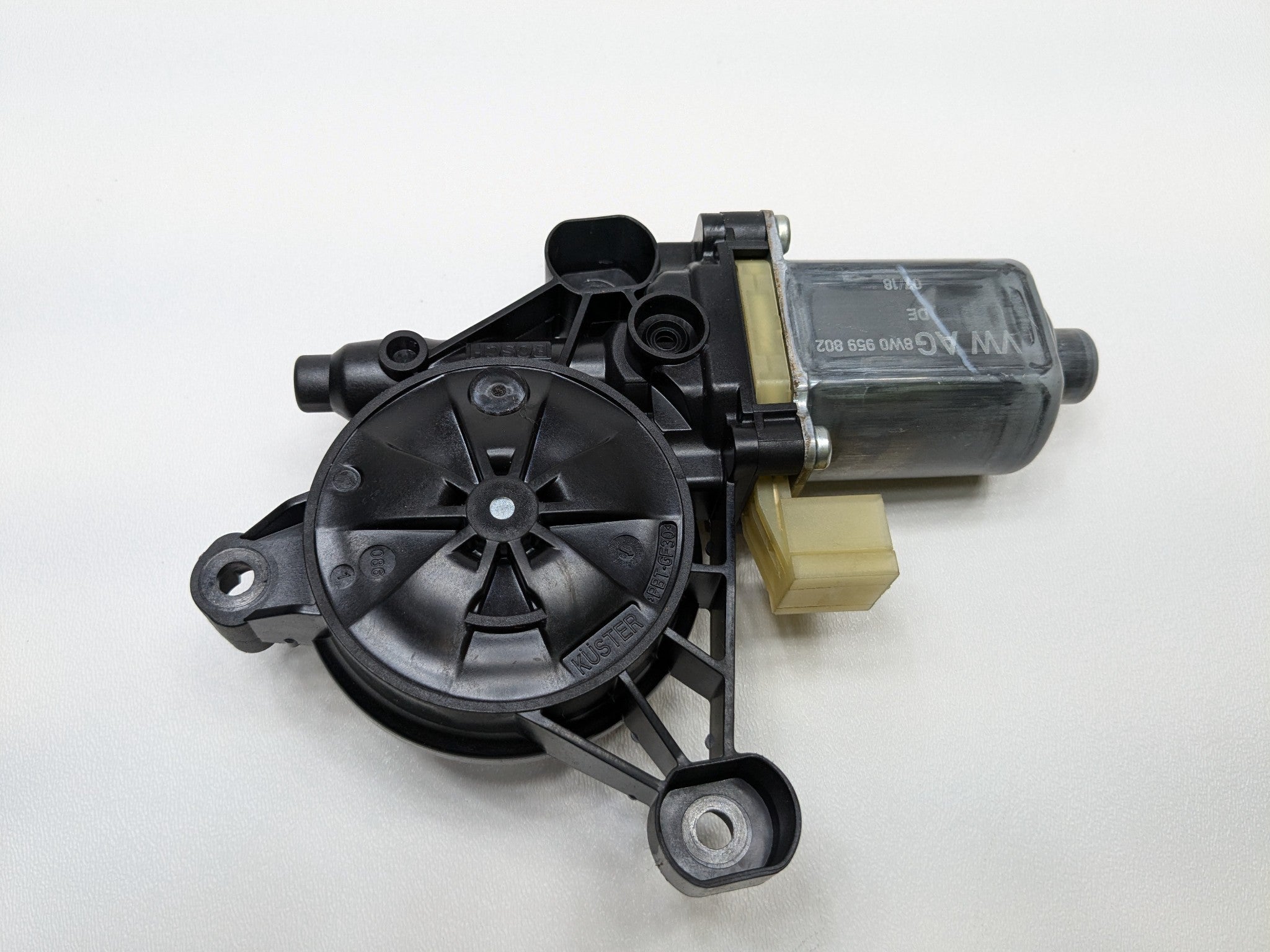 2017 - 2022 OEM AUDI S4 FRONT RIGHT PASSENGER SIDE POWER WINDOW MOTOR ASSEMBLY