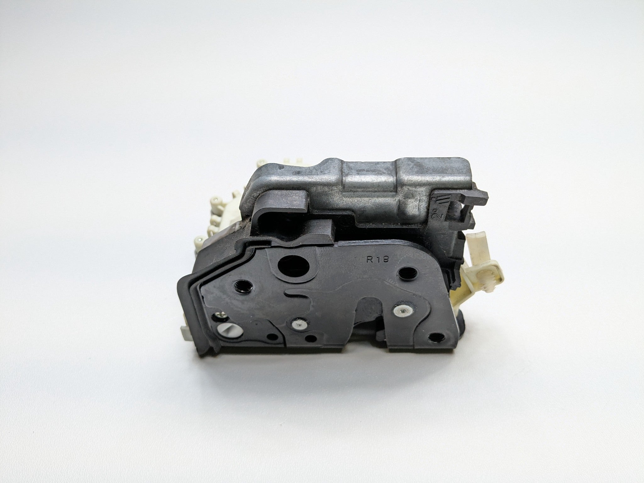 2017 - 2022 OEM AUDI S4 FRONT RIGHT PASSENGER SIDE DOOR LATCH LOCK ACTUATOR
