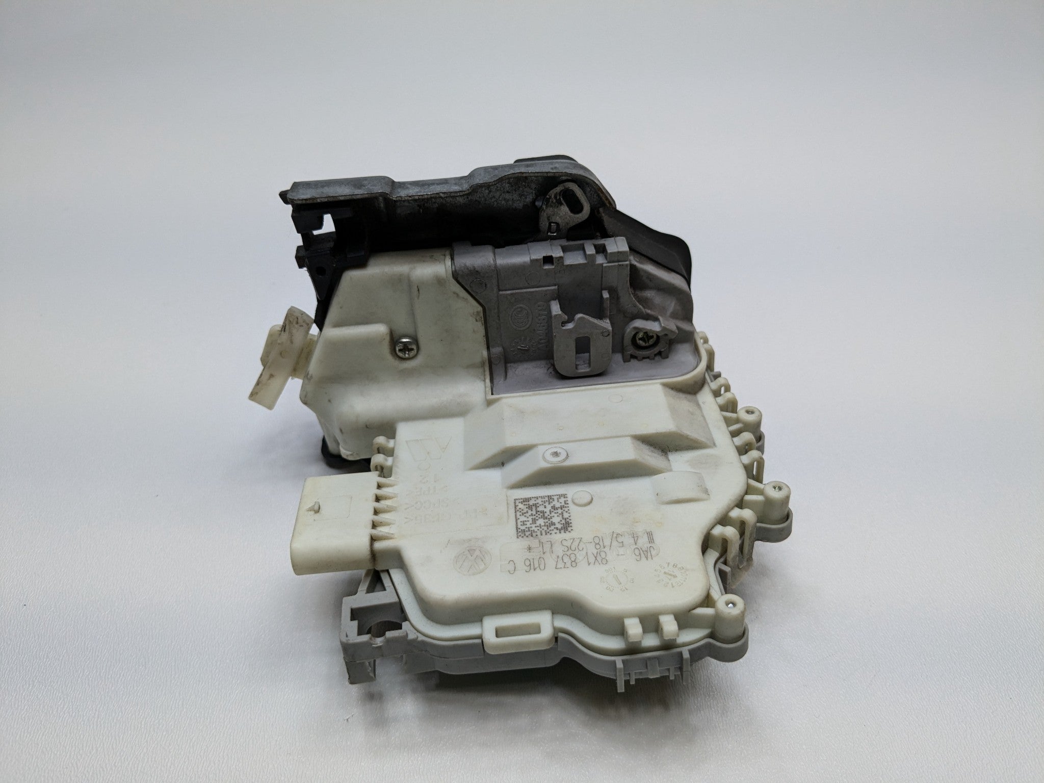 2017 - 2022 OEM AUDI S4 FRONT RIGHT PASSENGER SIDE DOOR LATCH LOCK ACTUATOR