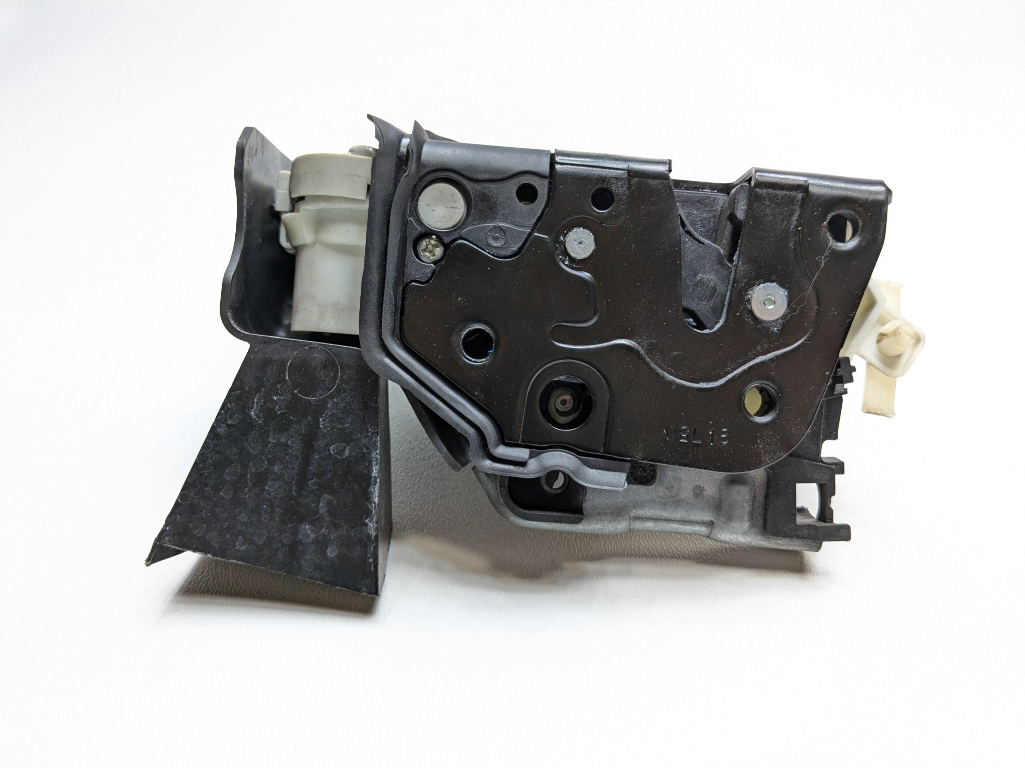 2017 - 2022 OEM AUDI S4 FRONT LEFT DRIVER SIDE DOOR LATCH LOCK ACTUATOR ASSEMBLY