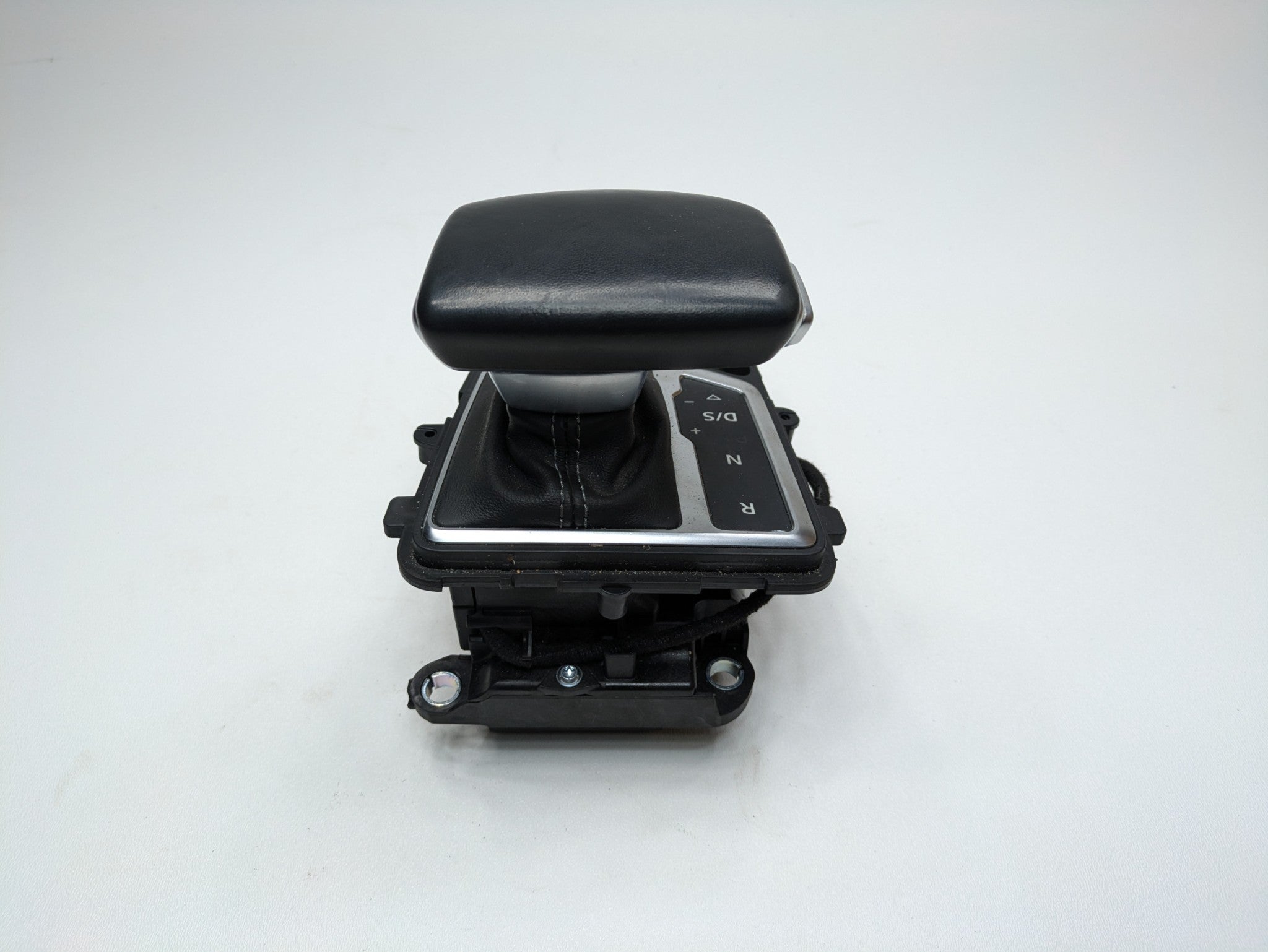 17 - 22 OEM AUDI S4 AUTOMATIC TRANSMISSION GEAR FLOOR SHIFTER LEVER WITH KNOB