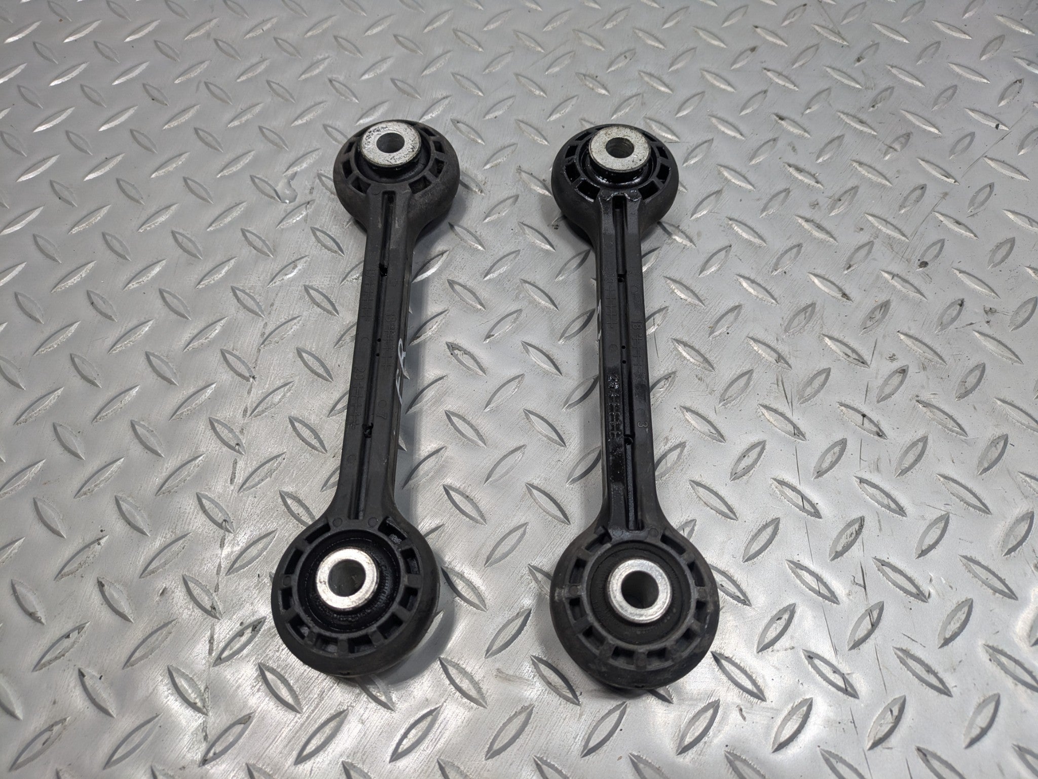 2017 - 2022 OEM AUDI S4 FRONT LEFT AND RIGHT SIDE STABILIZER SWAY BAR LINK