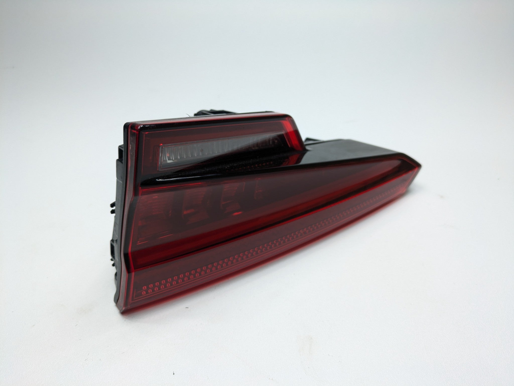 2017 - 2022 OEM AUDI S4 REAR RIGHT SIDE TRUNK LID MOUNTED INNER TAIL LIGHT