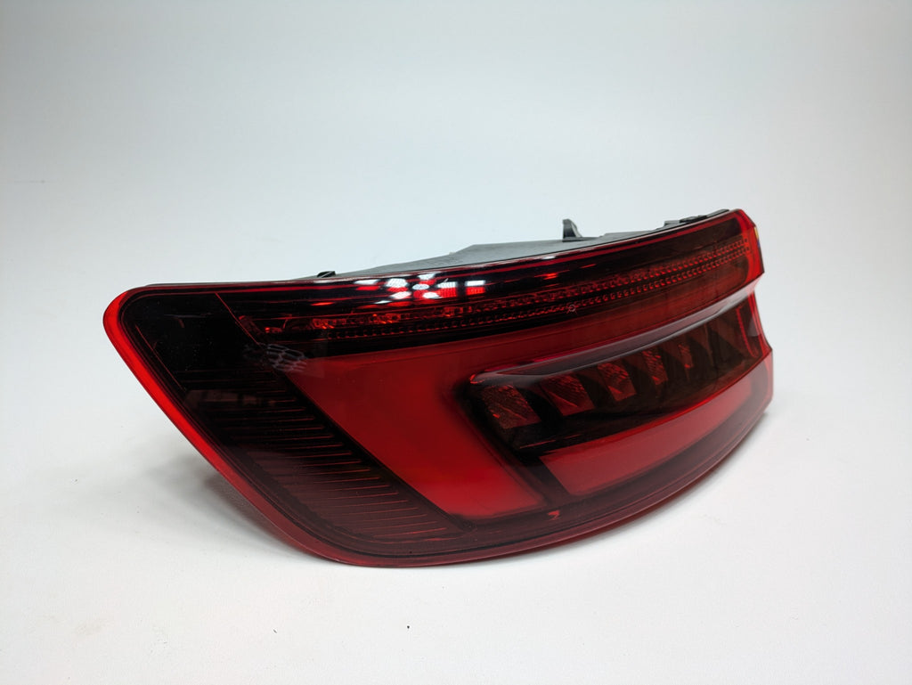 17 - 22 OEM AUDI S4 REAR LEFT DRIVER SIDE QUARTER MOUNTED TAIL LIGHT ASSEMBLY