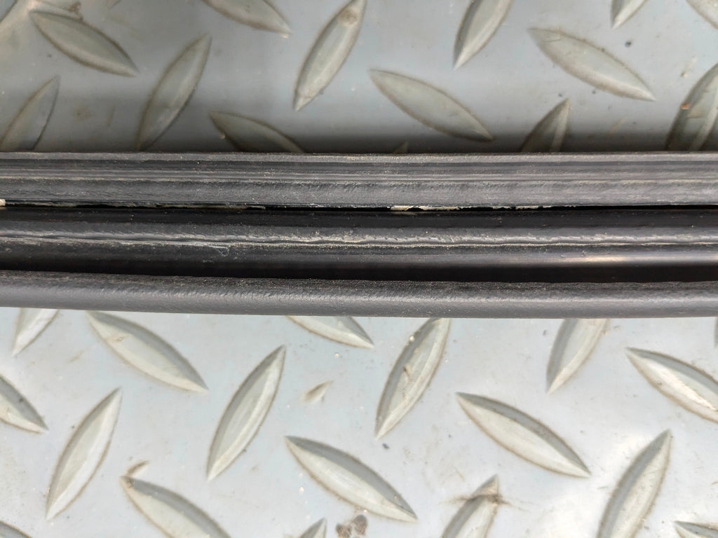 2017 - 2022 OEM AUDI S4 REAR TRUNK TAILGATE SEAL WEATHER STRIPPING RUBBER