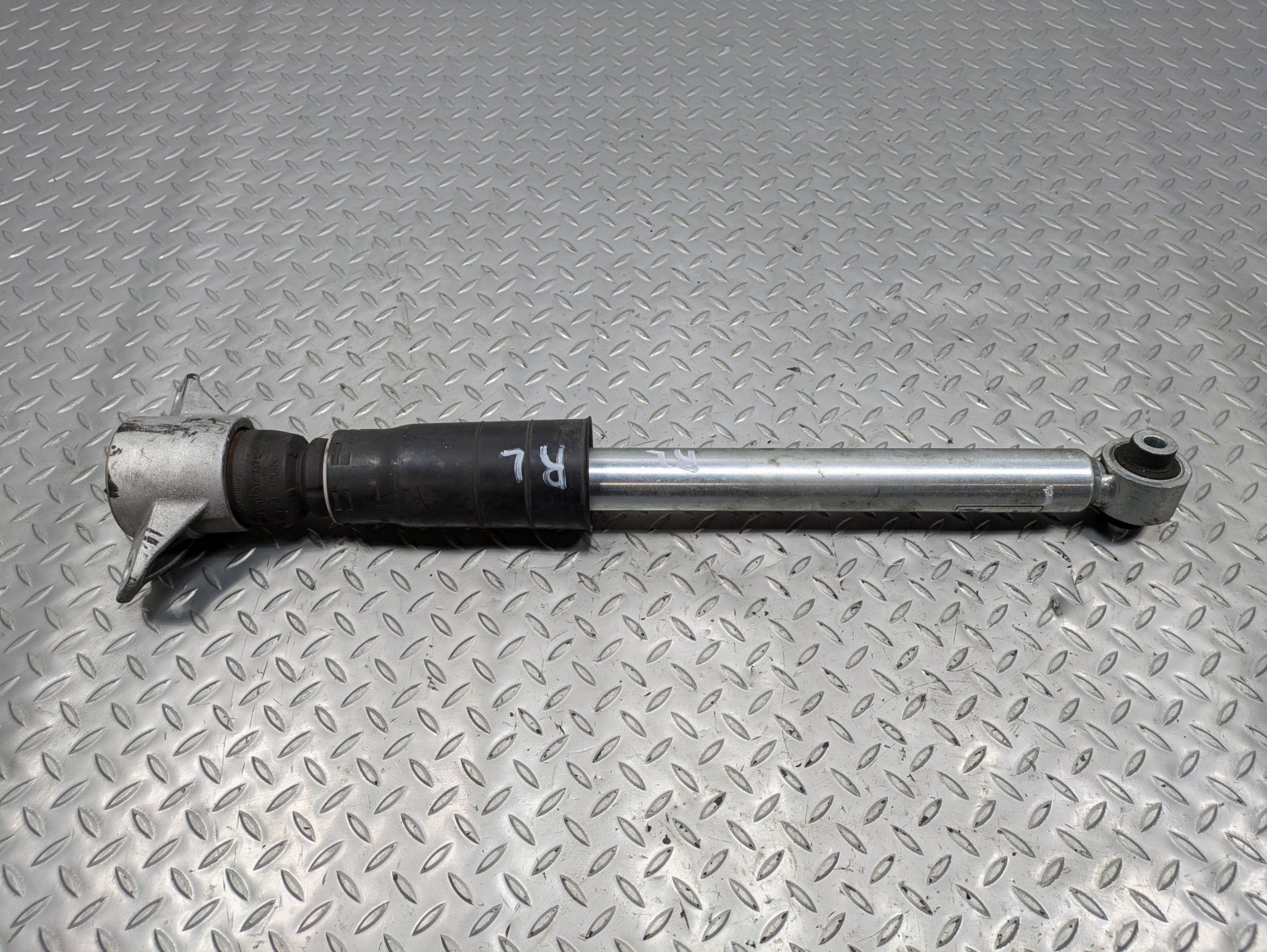 2017 - 2022 OEM AUDI S4 REAR LEFT SIDE SUSPENSION STRUT SHOCK ABSORBER