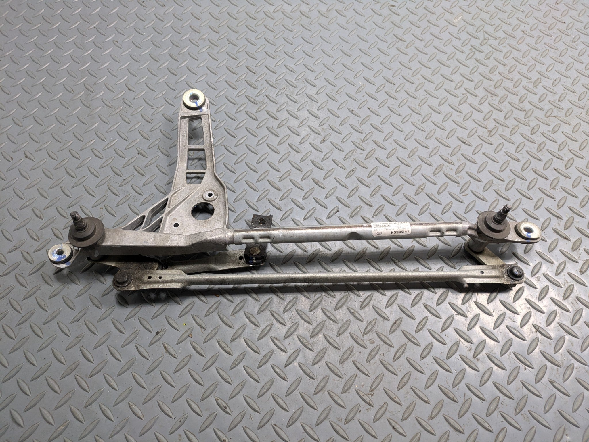 2017 - 2022 OEM AUDI S4 FRONT WINDSHIELD WIPER TRANSMISSION LINKAGE ASSEMBLY