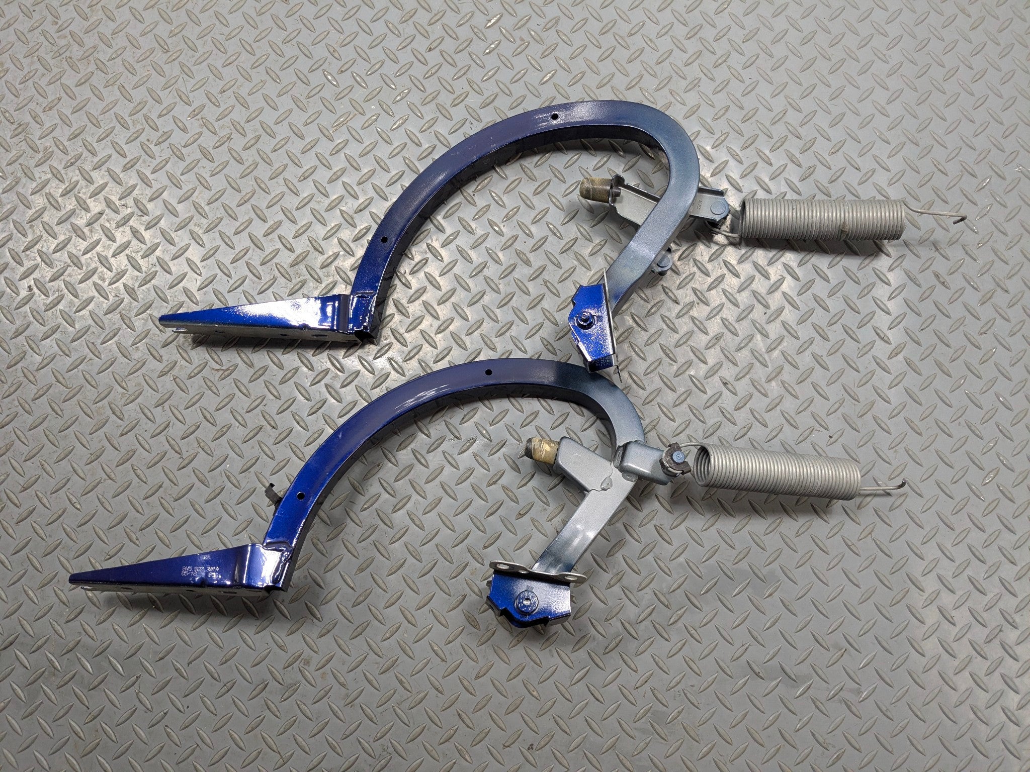 2017 - 2022 OEM AUDI S4 REAR TRUNK LEFT AND RIGHT TAILGATE HINGE SET