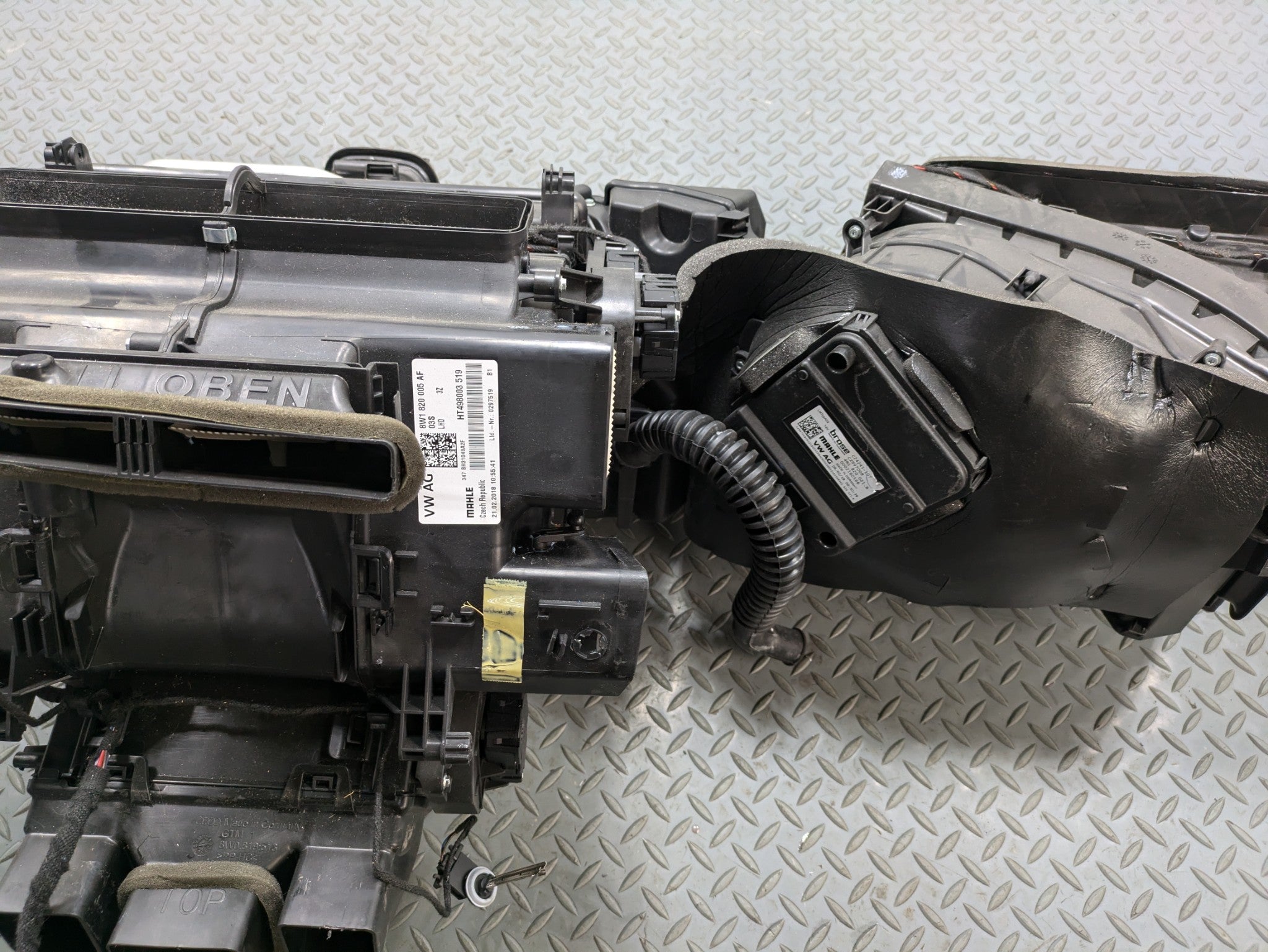 2017 - 2022 OEM AUDI S4 HVAC AC EVAPORATOR CLIMATE HEATER ASSEMBLY