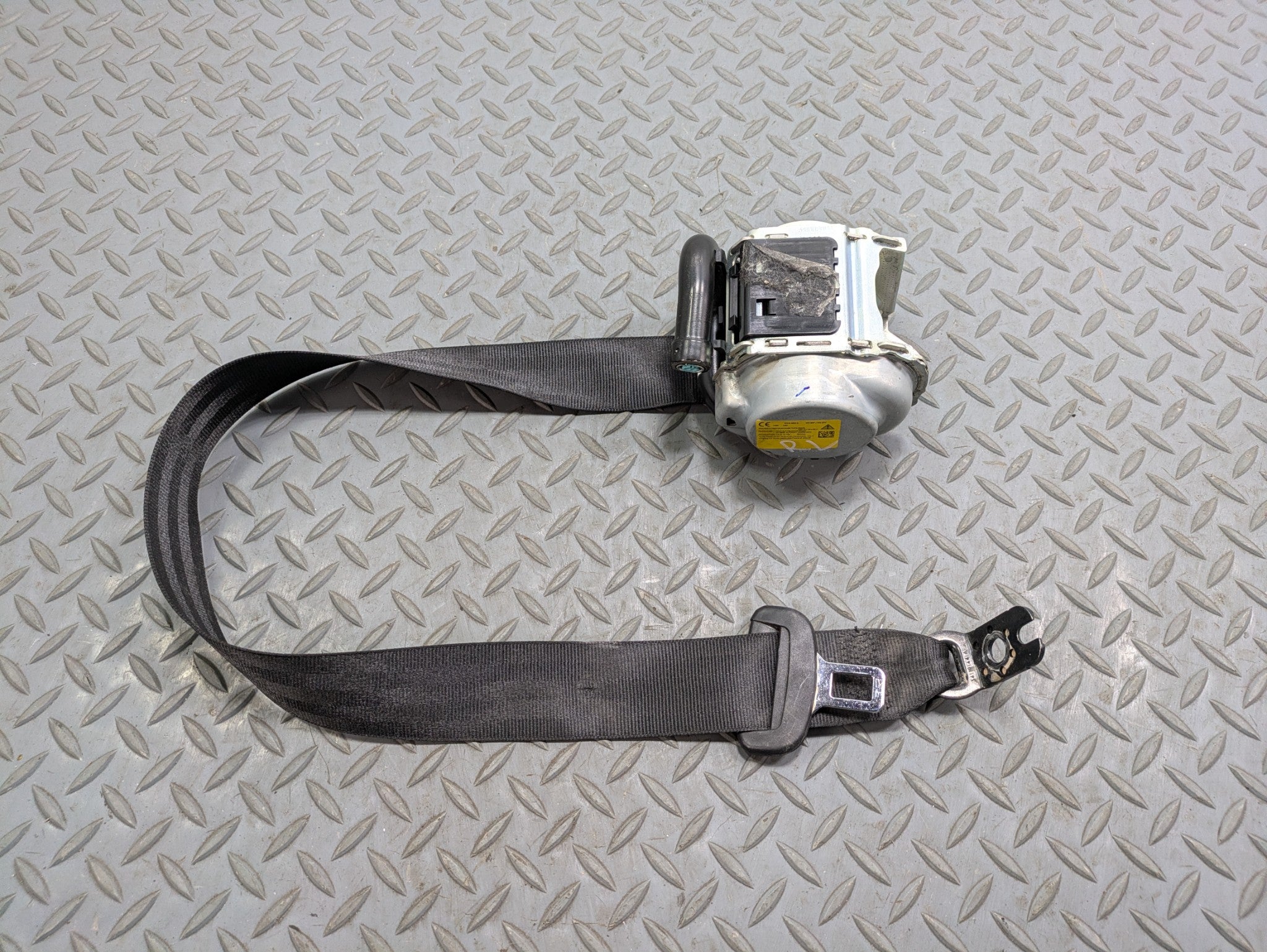 2017 - 2022 OEM AUDI S4 REAR LEFT DRIVER SIDE SEAT BELT RETRACTOR ASSEMBLY BLACK