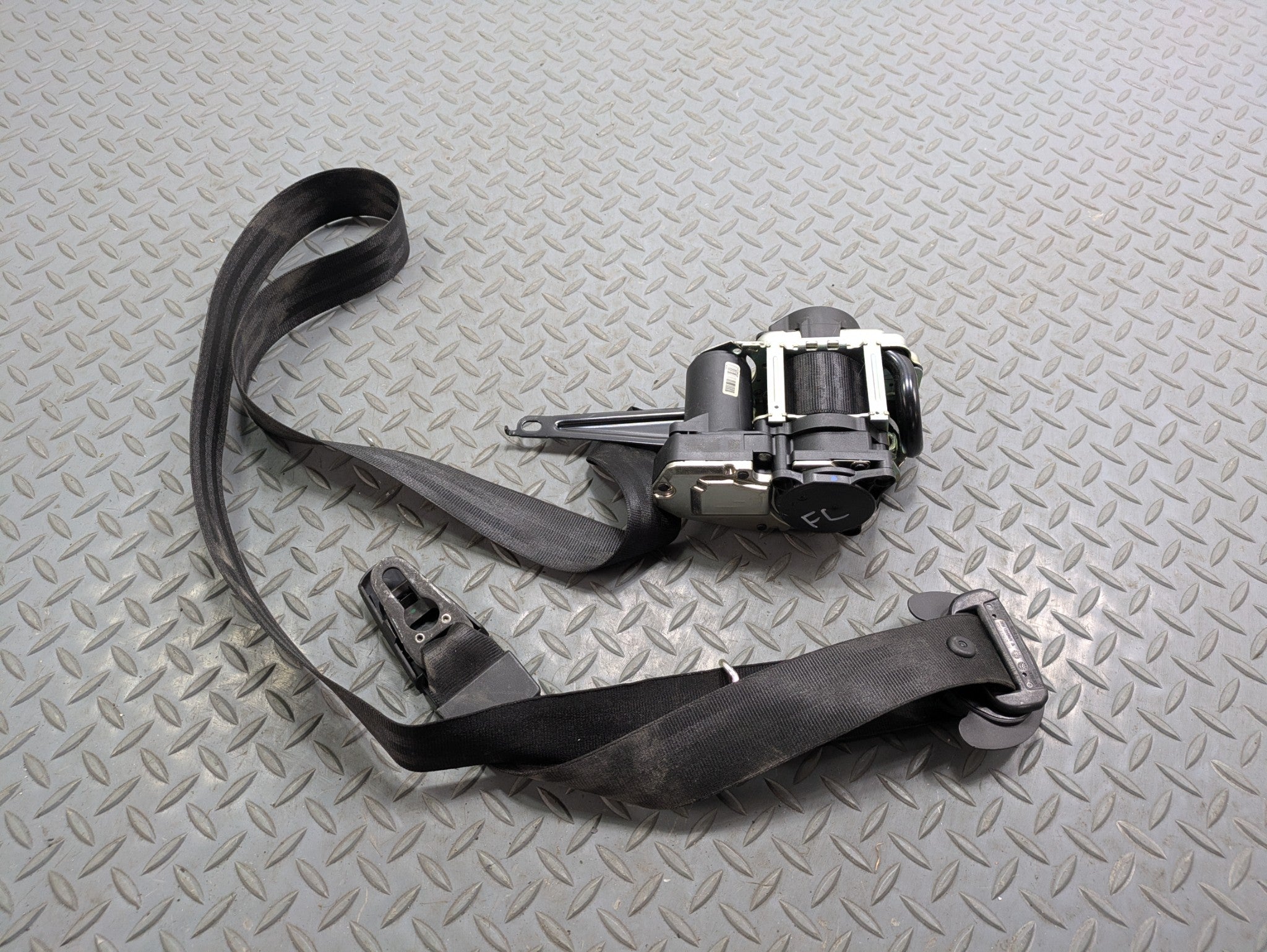 2017 - 2022 OEM AUDI S4 FRONT LEFT DRIVER SIDE SEAT BELT RETRACTOR BLACK