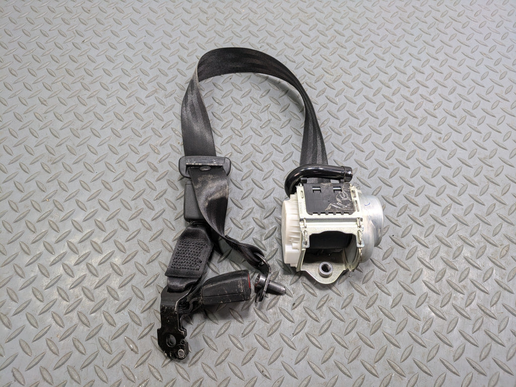 17 - 22 OEM AUDI S4 REAR RIGHT PASSENGER SIDE SEAT BELT RETRACTOR WITH BUCKLE