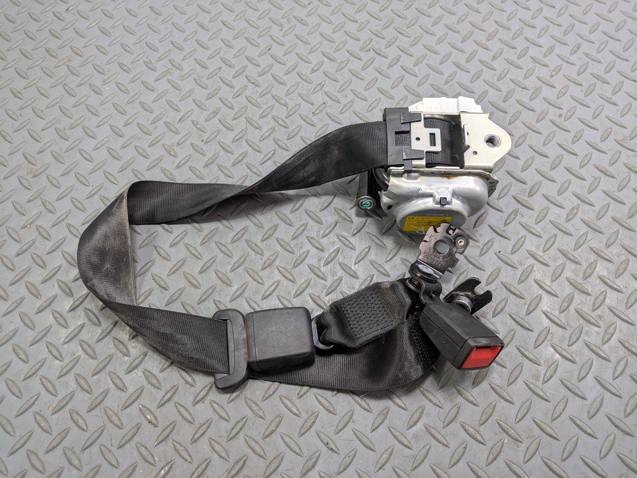17 - 22 OEM AUDI S4 REAR RIGHT PASSENGER SIDE SEAT BELT RETRACTOR WITH BUCKLE