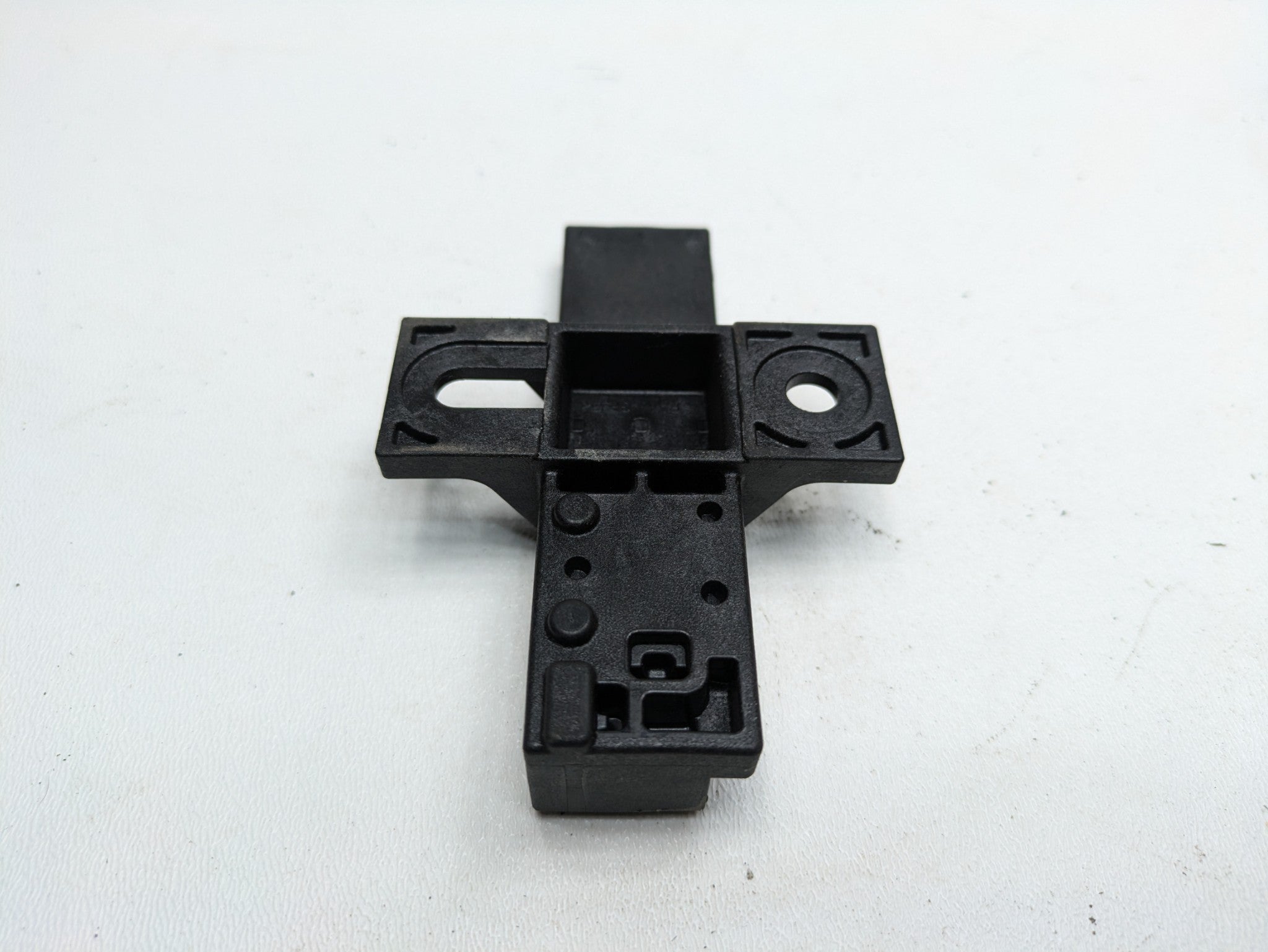 2017 - 2022 OEM AUDI S4 KEYLESS ENTRY ANTENNA MODULE