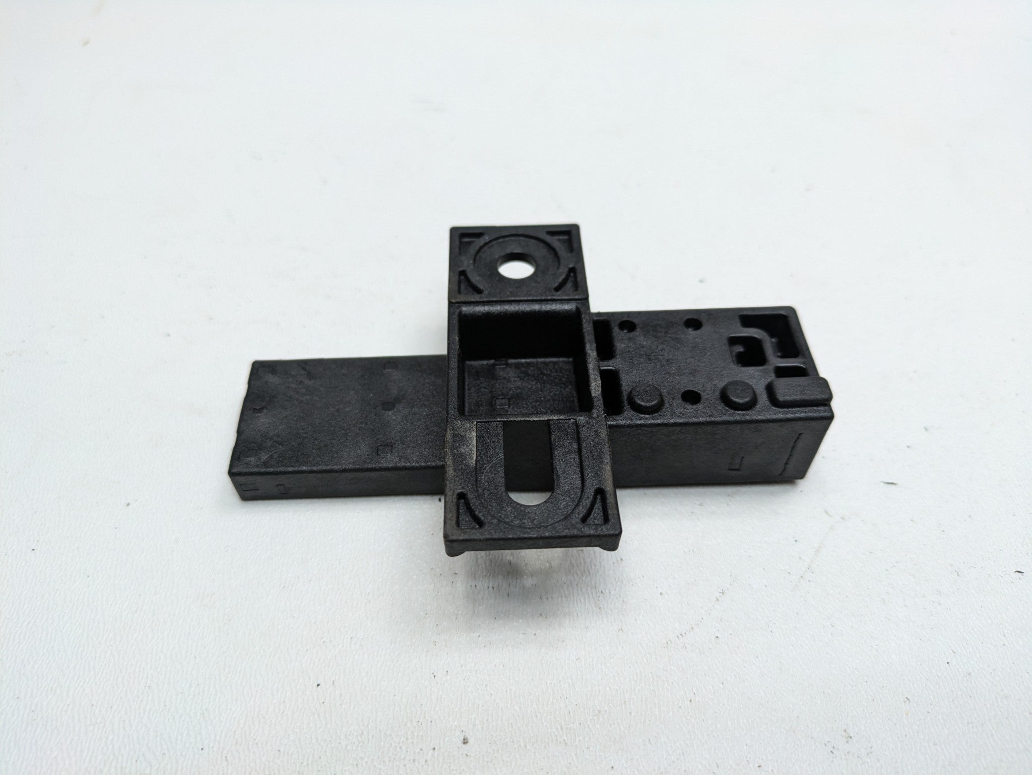 2017 - 2022 OEM AUDI S4 KEYLESS ENTRY ANTENNA MODULE